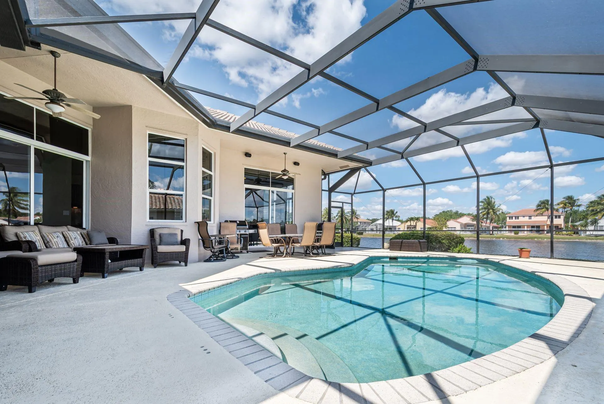 410 Mallard Ln