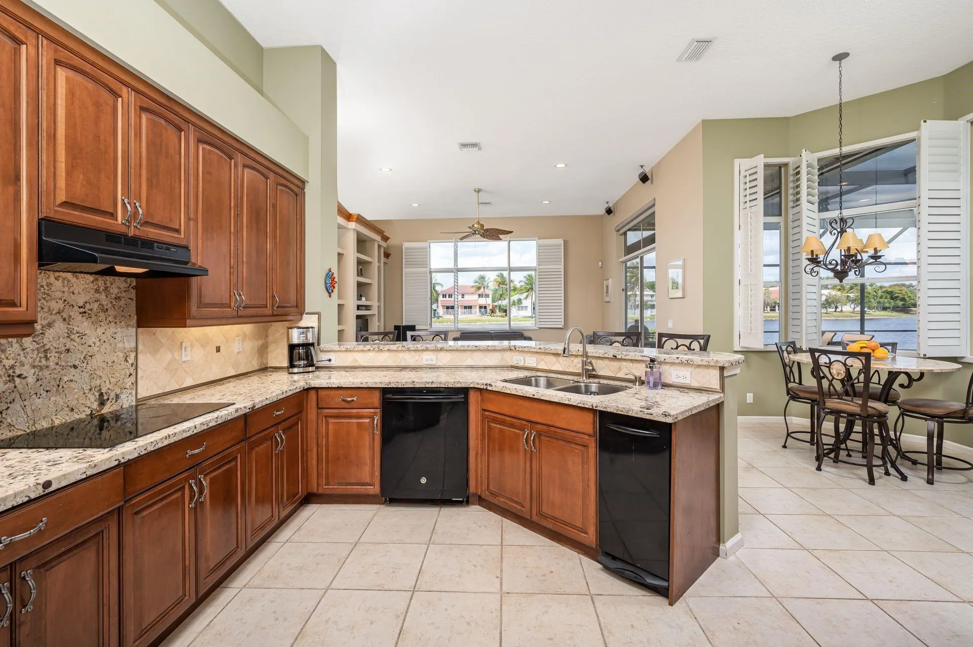 410 Mallard Ln