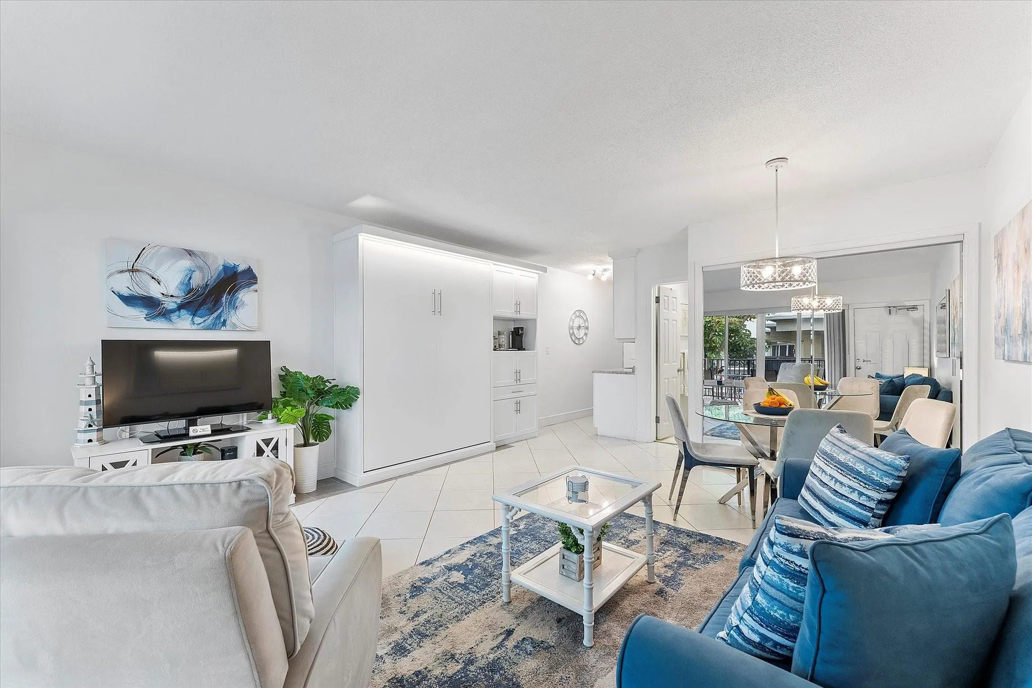 555 N Riverside Dr, #25