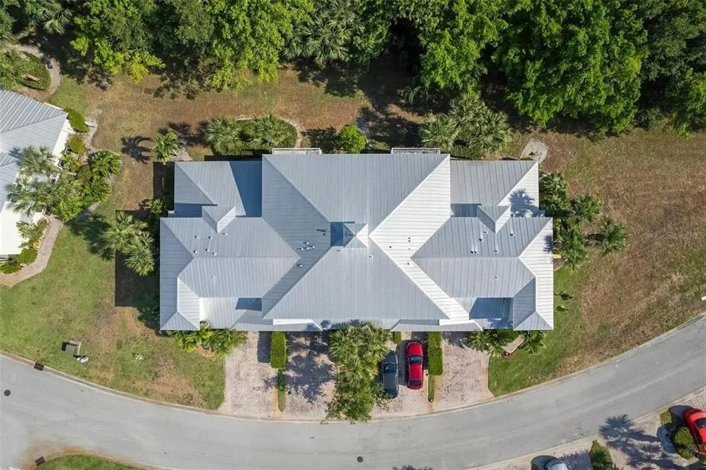 2601 Creekside Dr