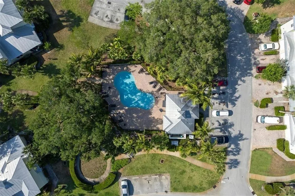 2601 Creekside Dr