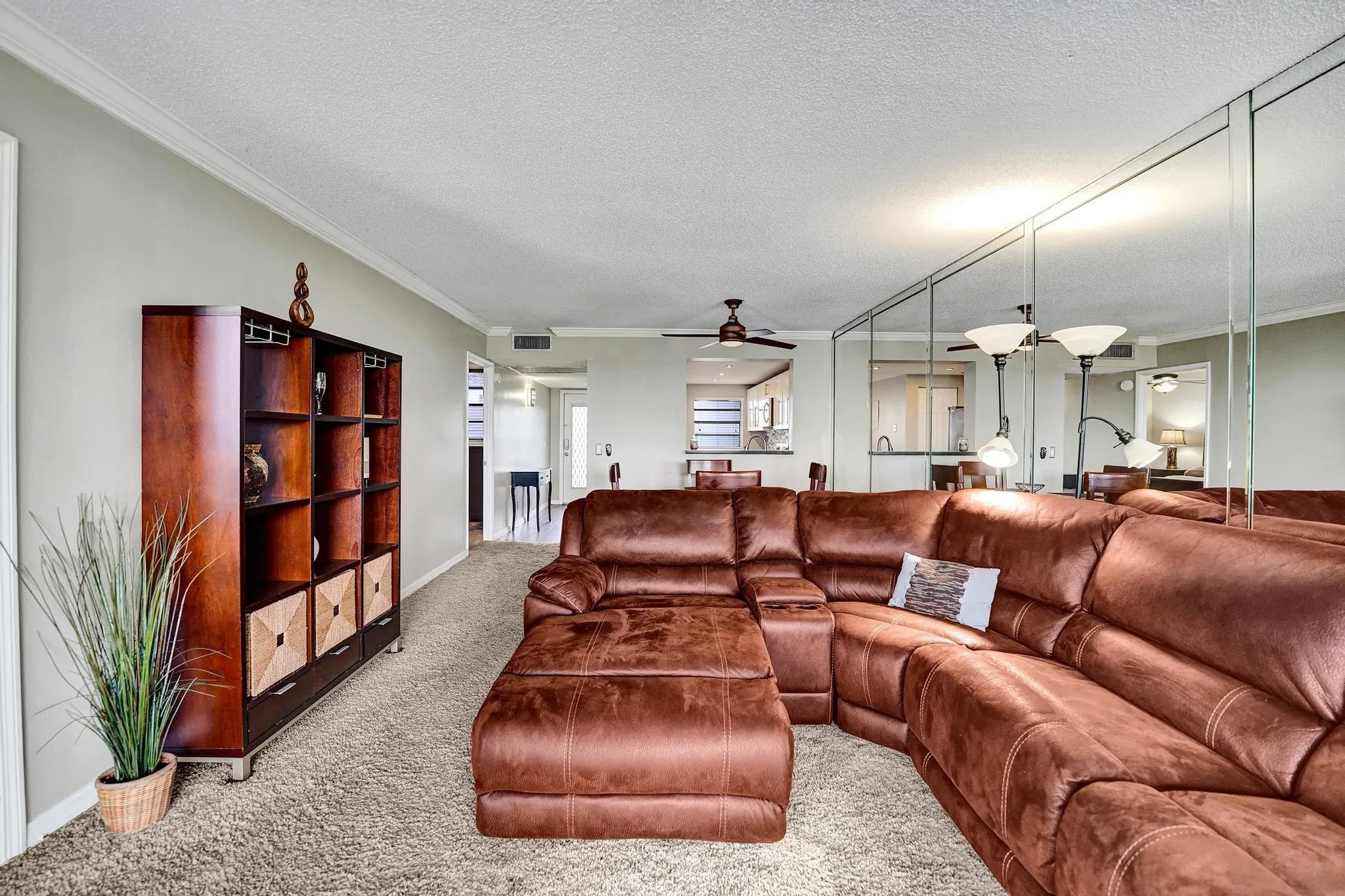 9470 Poinciana Pl, #408