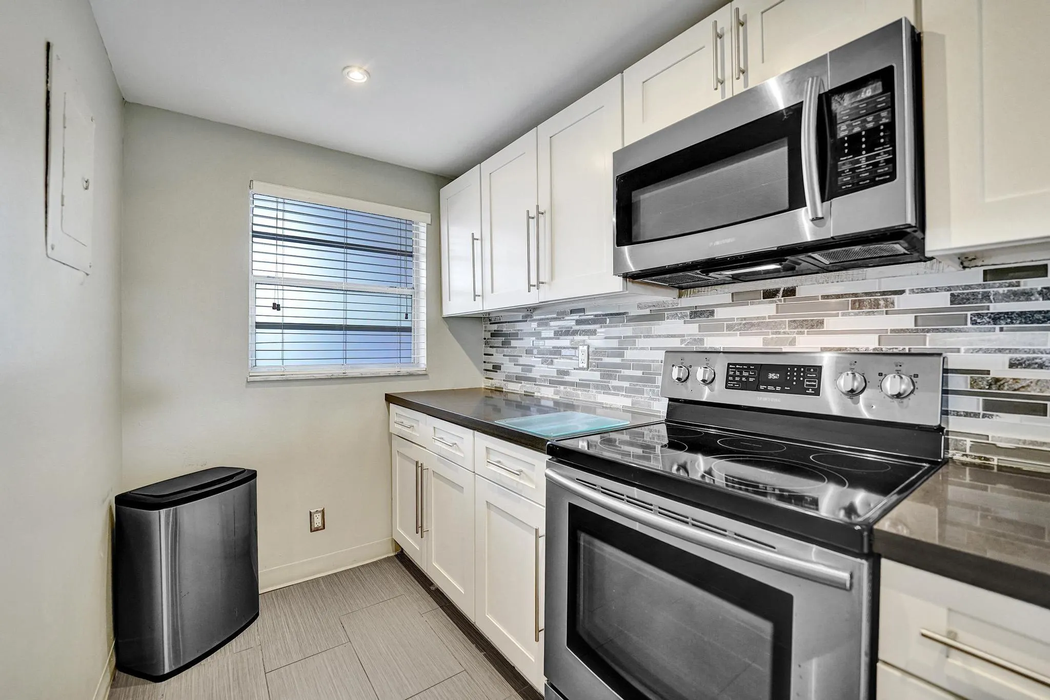 9470 Poinciana Pl, #408