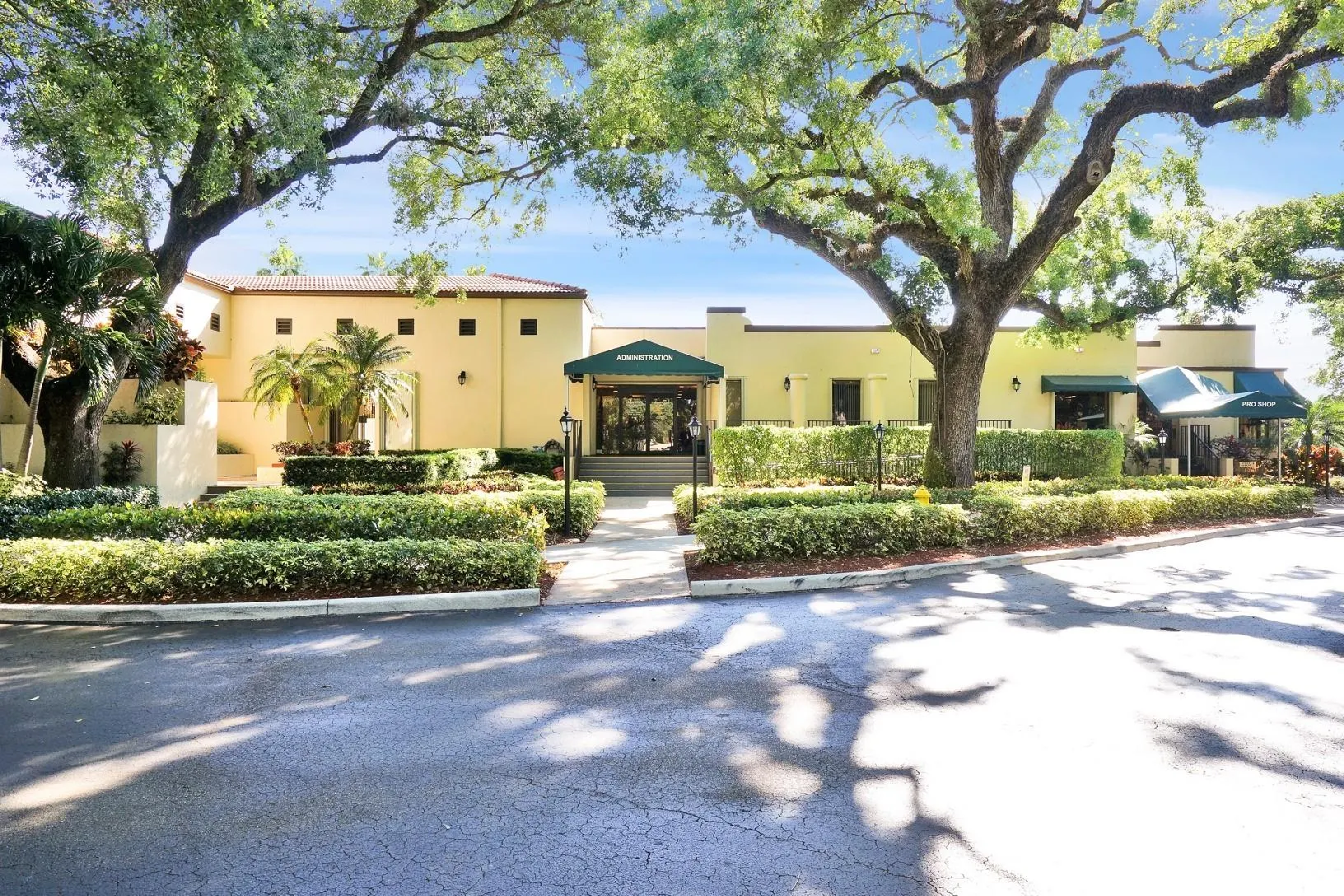 9470 Poinciana Pl, #408