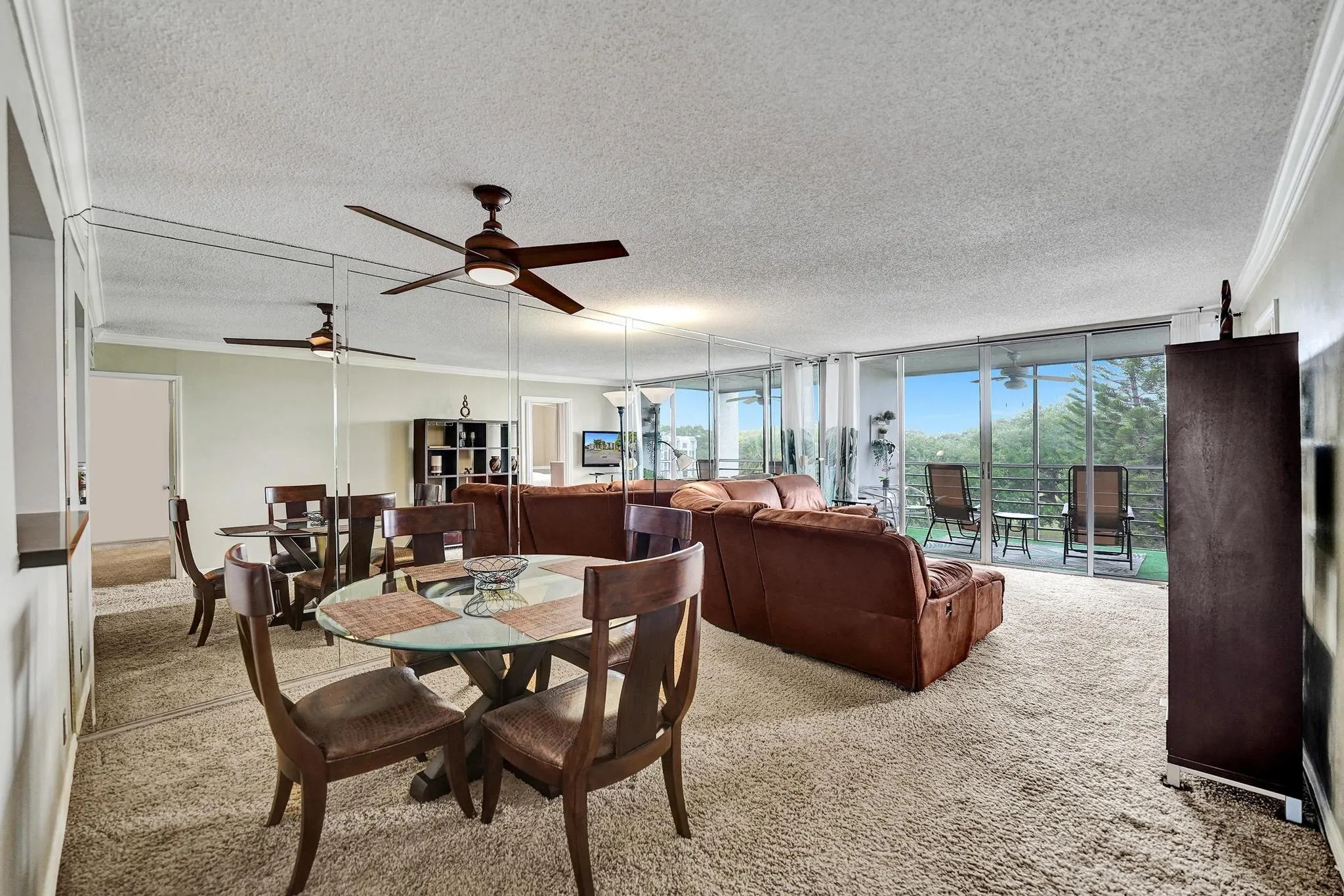 9470 Poinciana Pl, #408