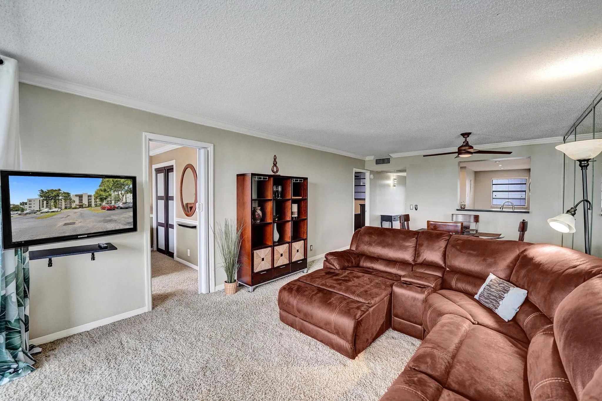 9470 Poinciana Pl, #408