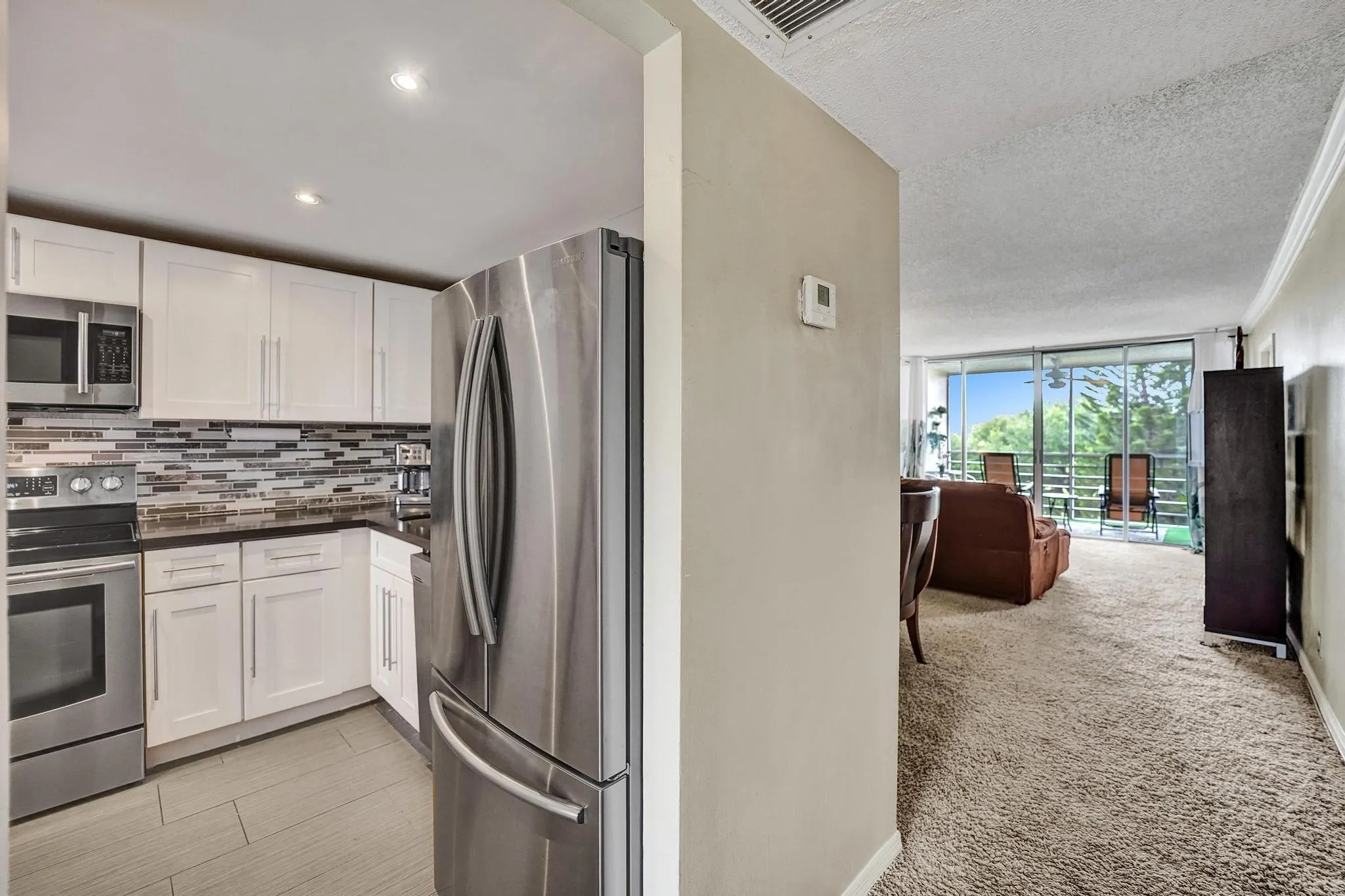 9470 Poinciana Pl, #408