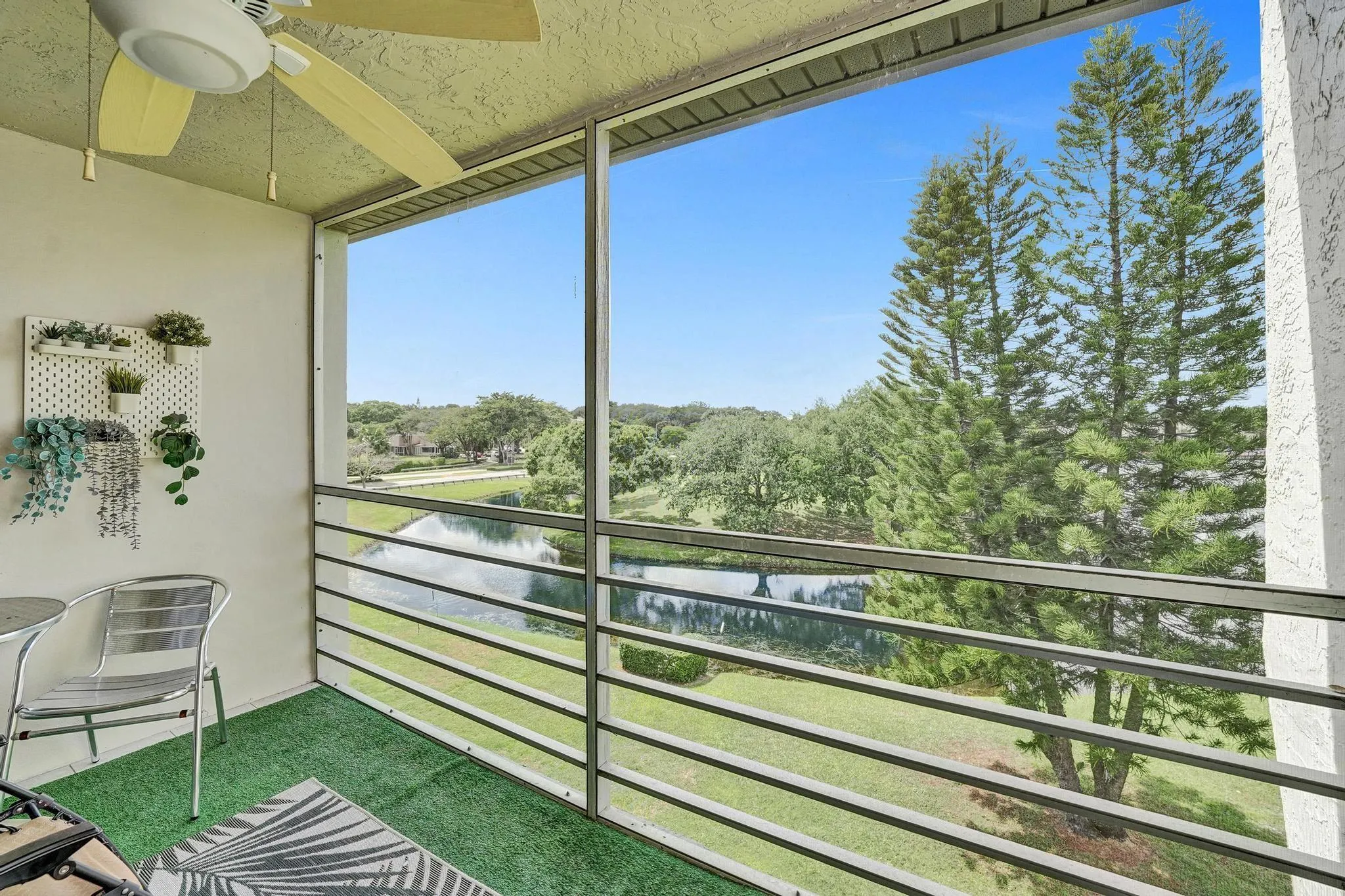 9470 Poinciana Pl, #408