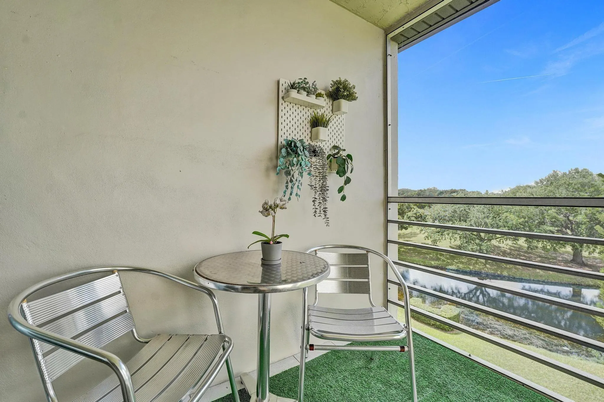 9470 Poinciana Pl, #408