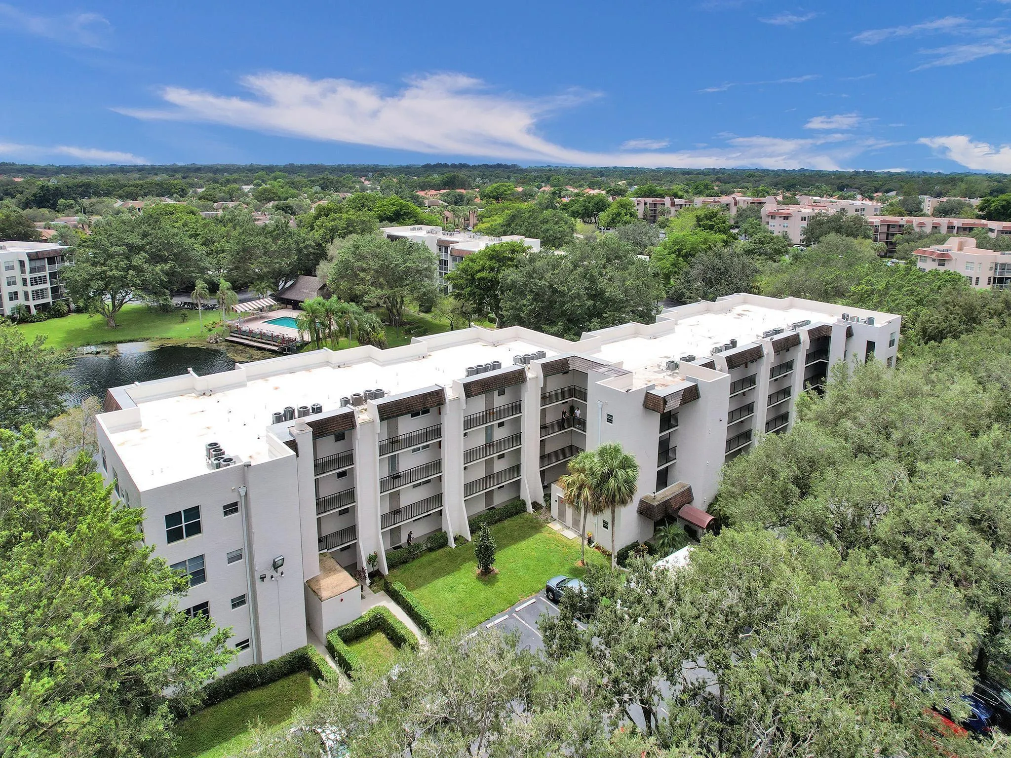 9470 Poinciana Pl, #408