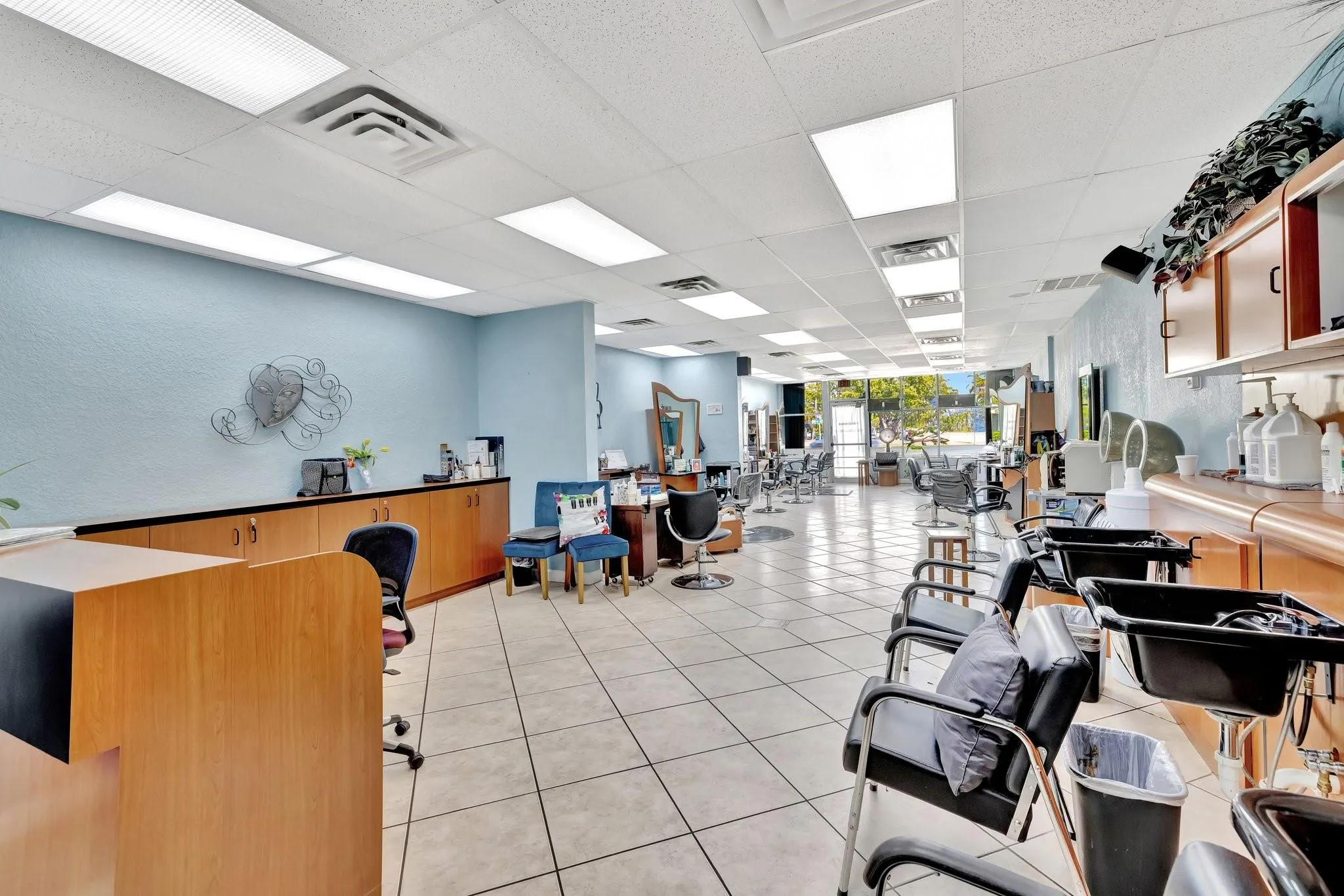 1900 E Oakland Park Blvd