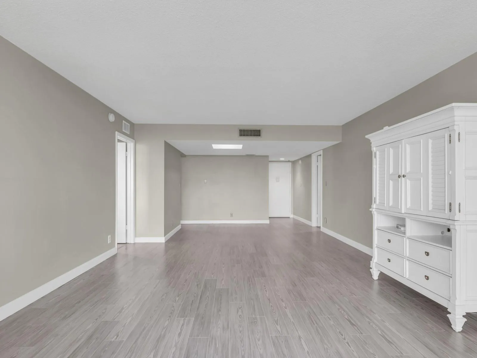 16300 Golf Club Rd, #719
