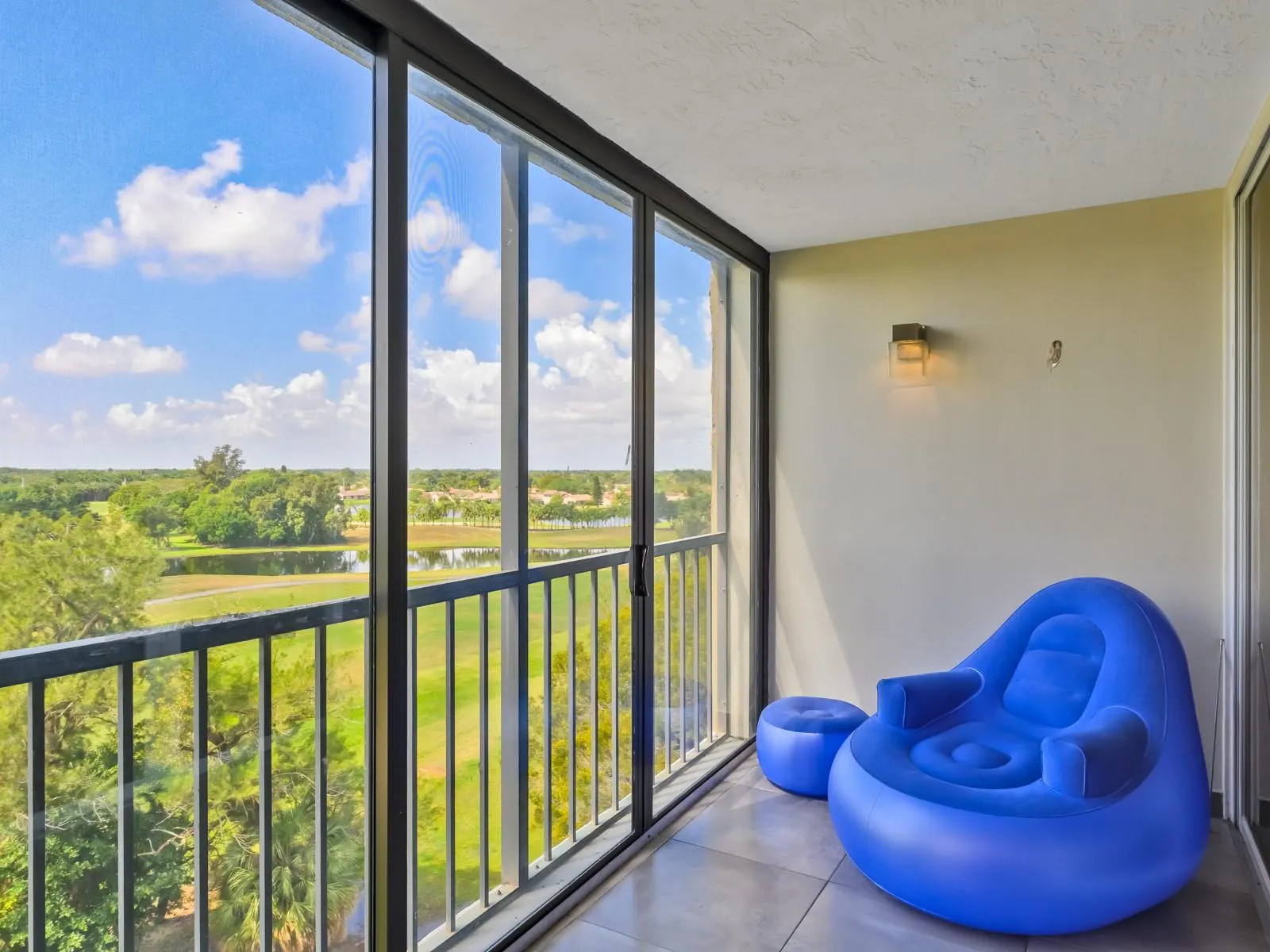 16300 Golf Club Rd, #719