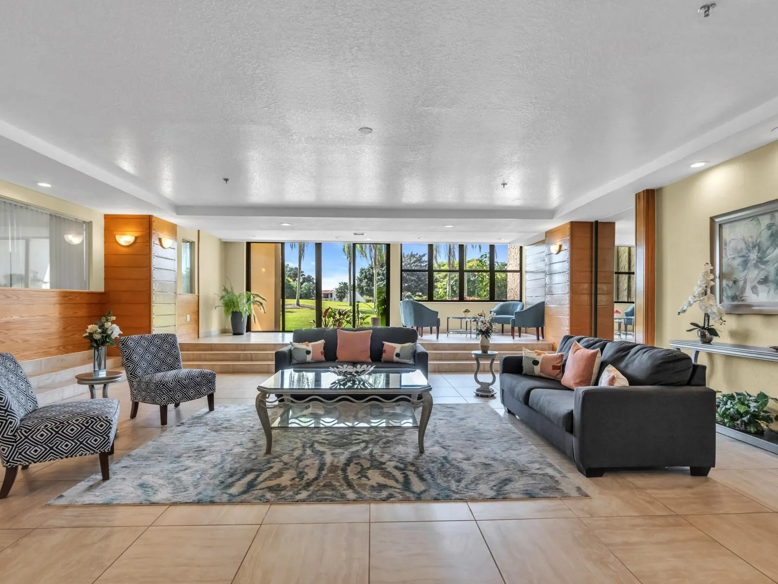 16300 Golf Club Rd, #719