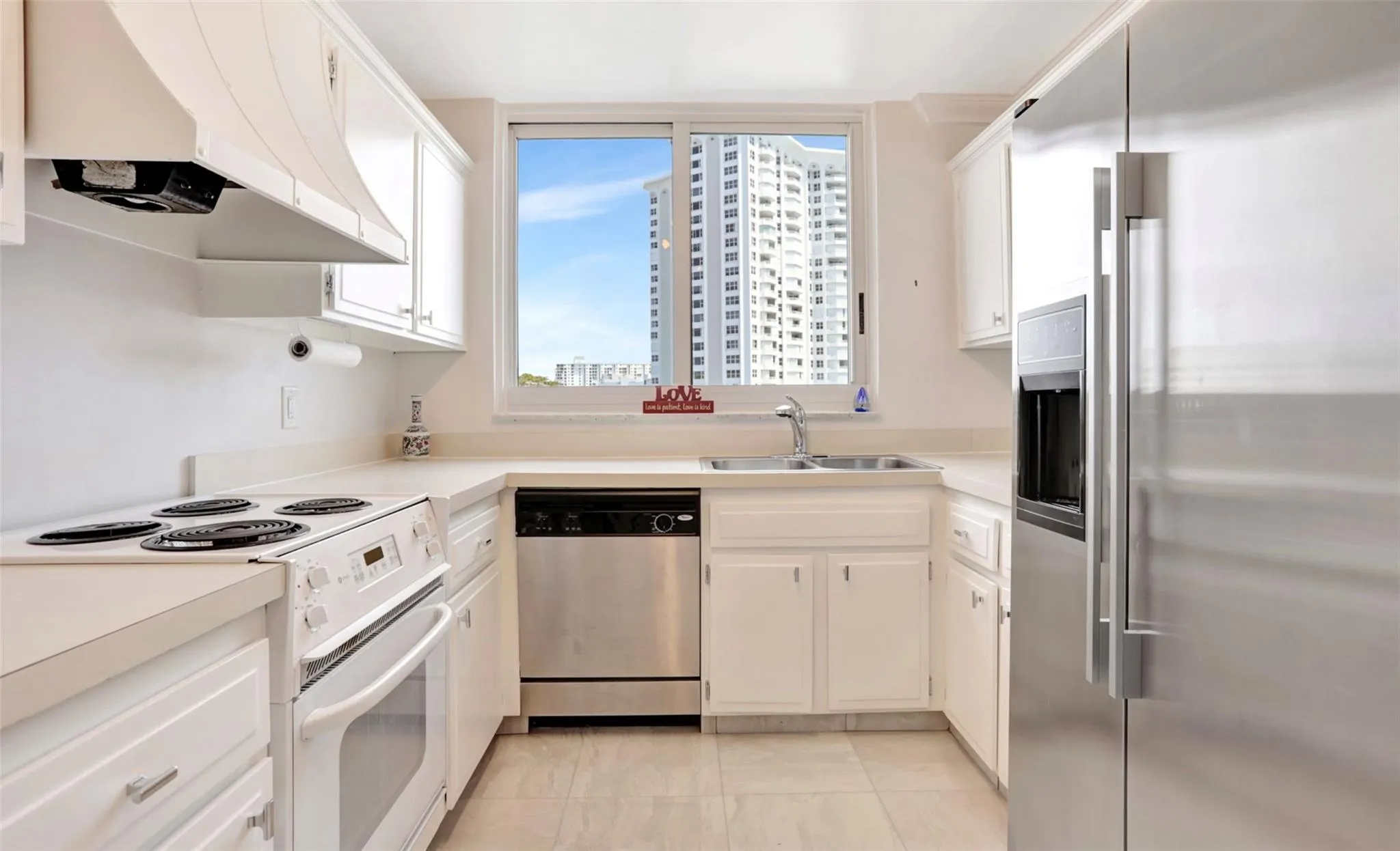 1360 S Ocean Blvd, #605