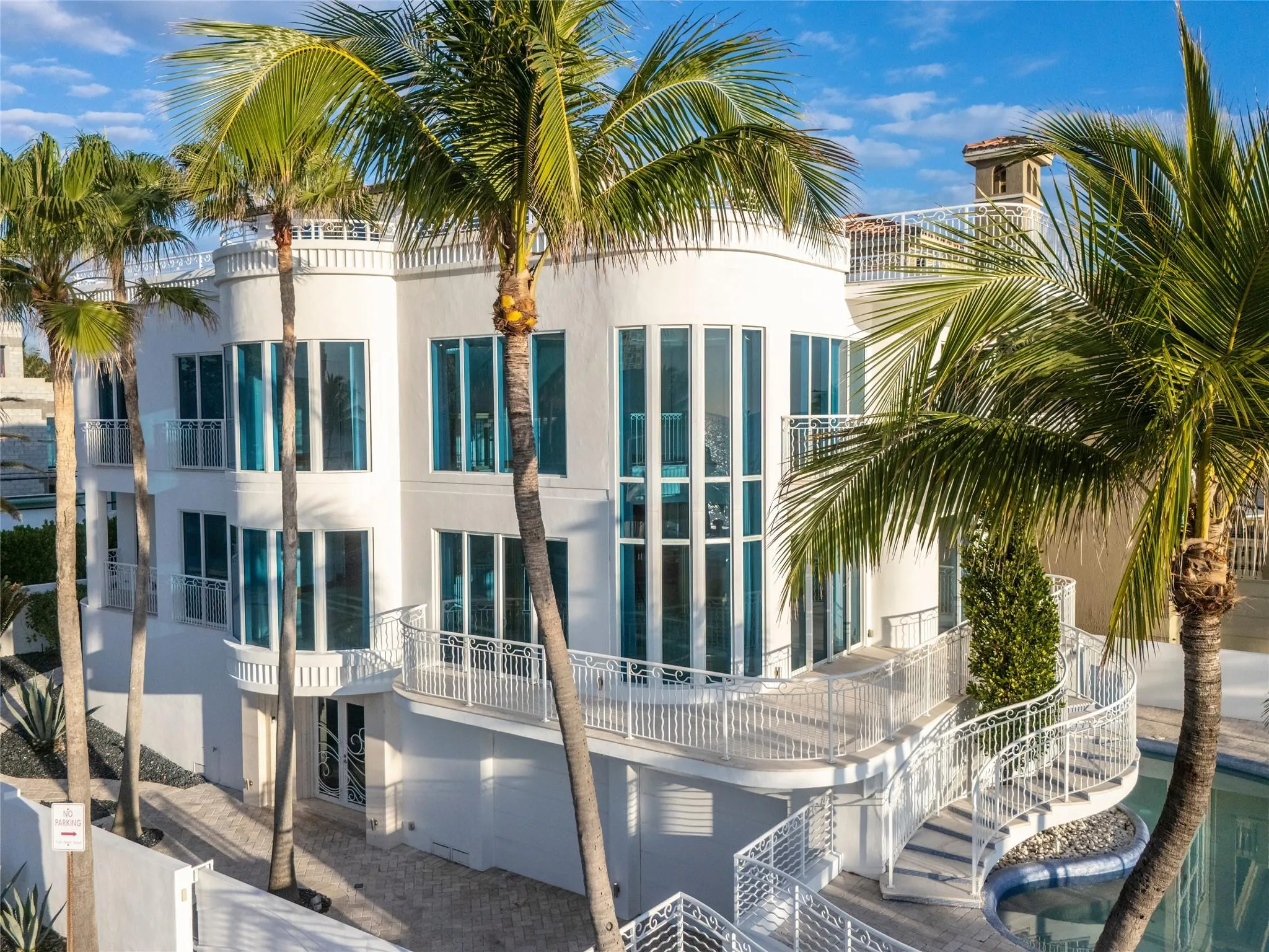 1525 N Fort Lauderdale Beach Blvd