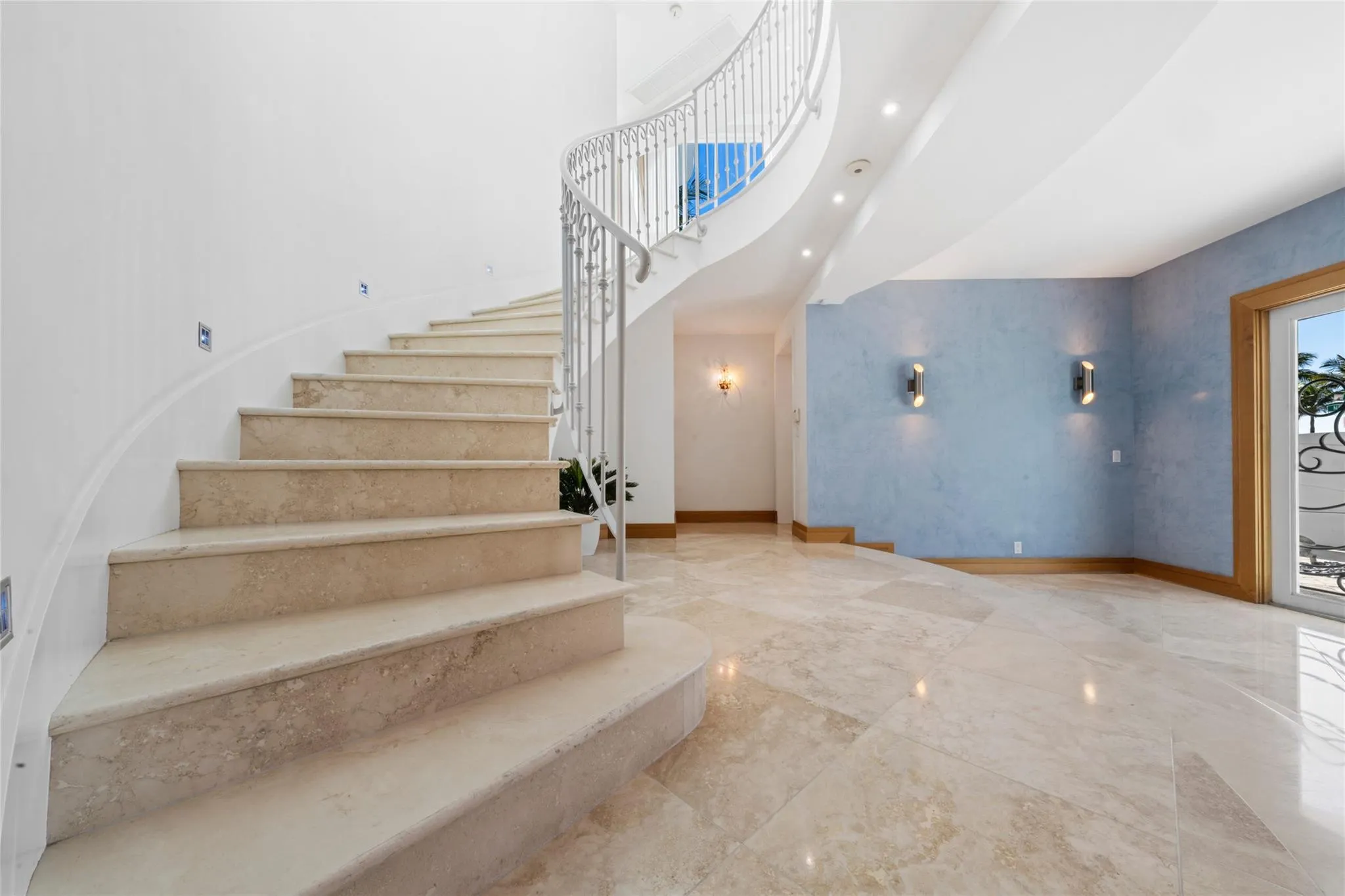 1525 N Fort Lauderdale Beach Blvd