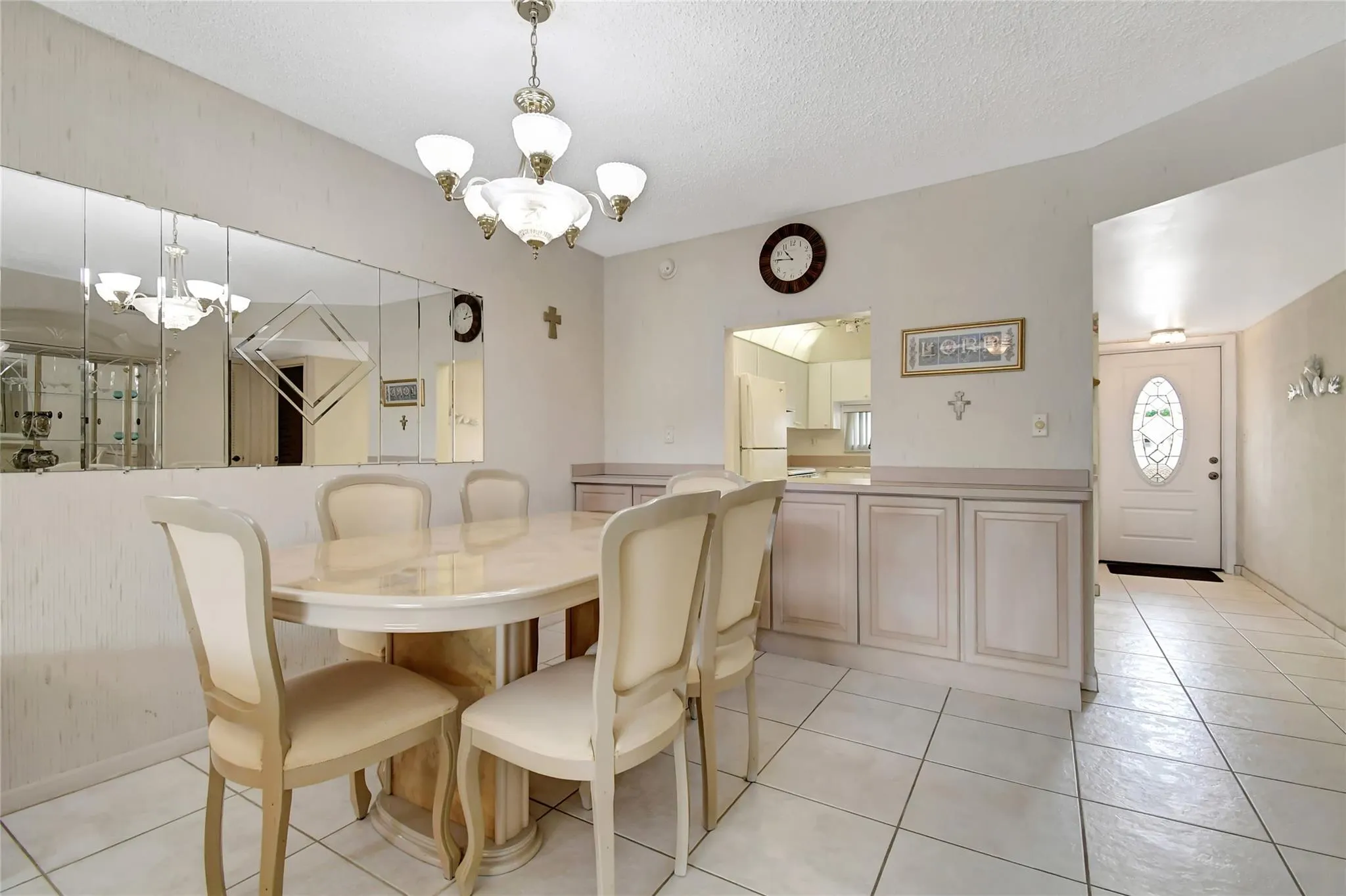 800 S Hollybrook Dr, #302