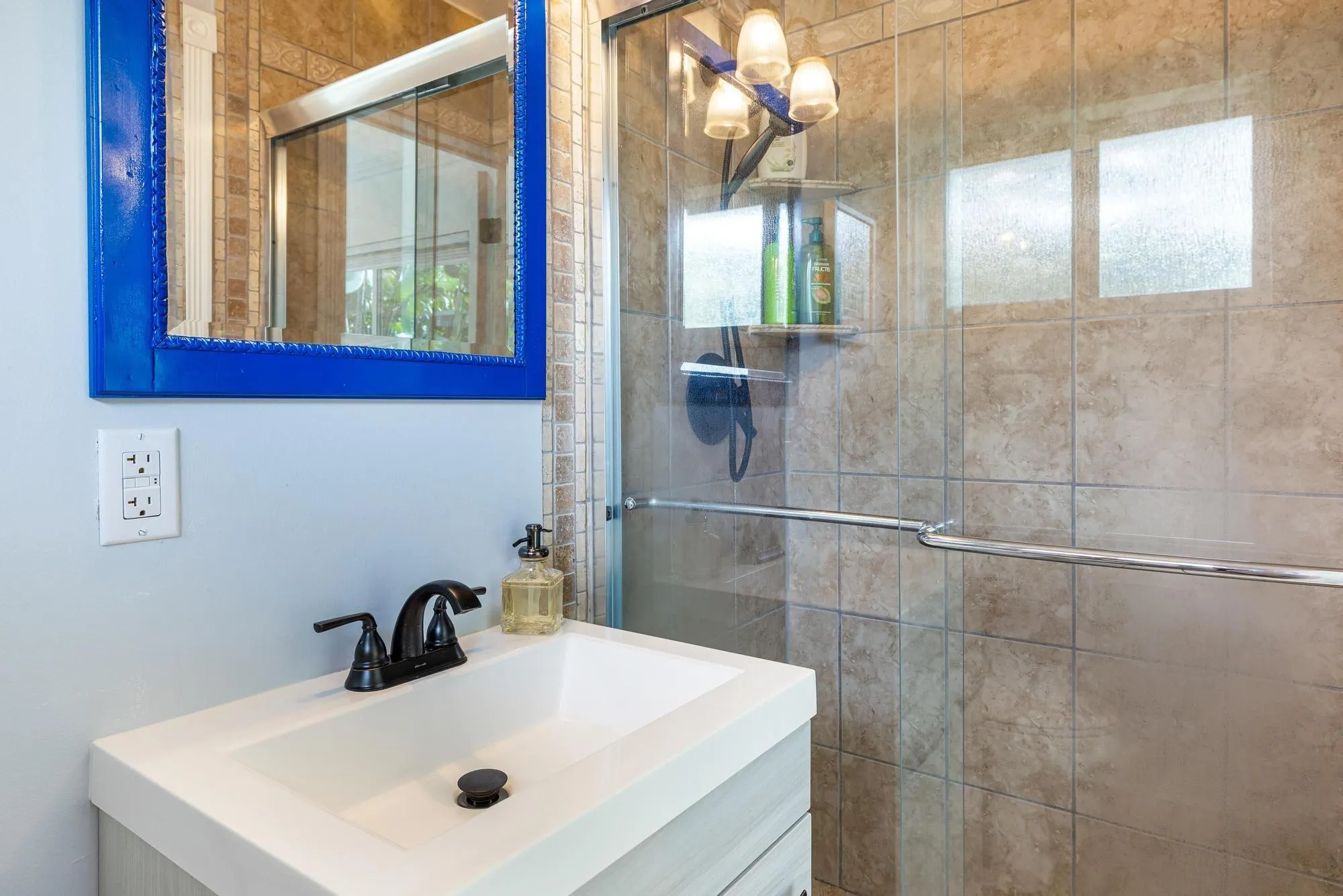 657 NW 30th Ct