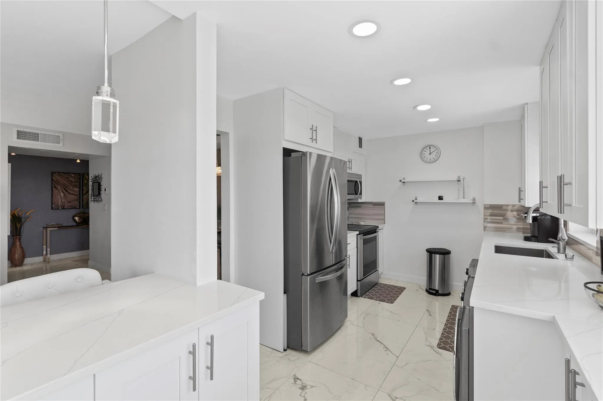 5200 N Ocean Blvd, #1011