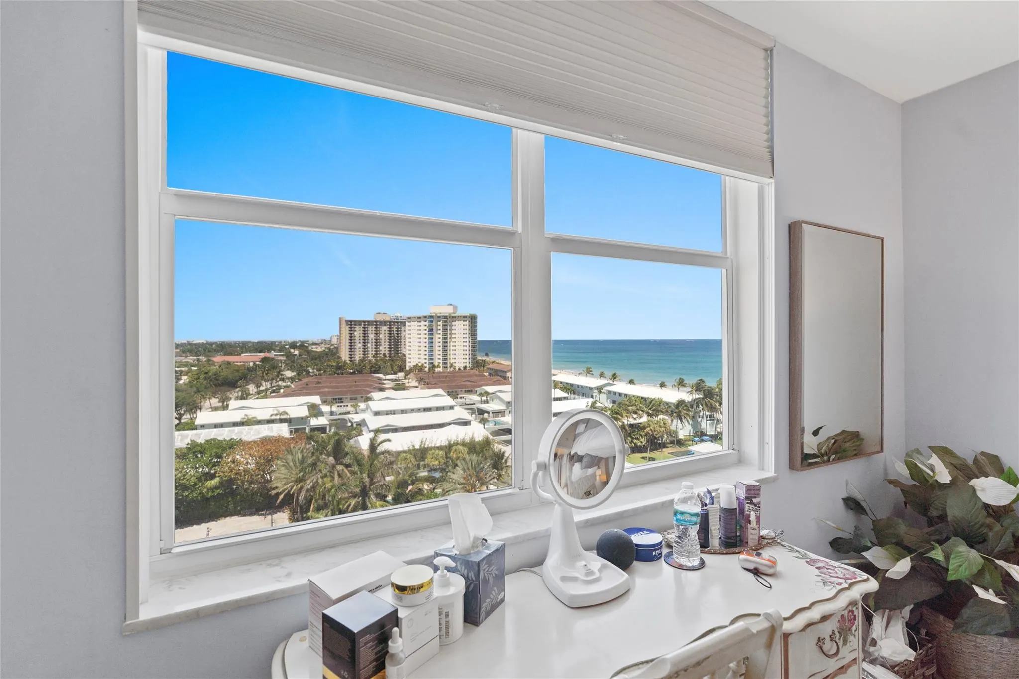 5200 N Ocean Blvd, #1011