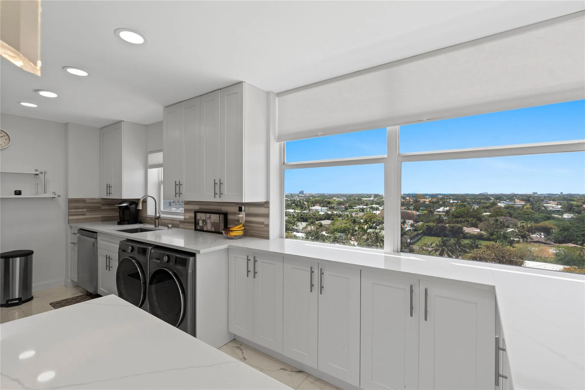 5200 N Ocean Blvd, #1011