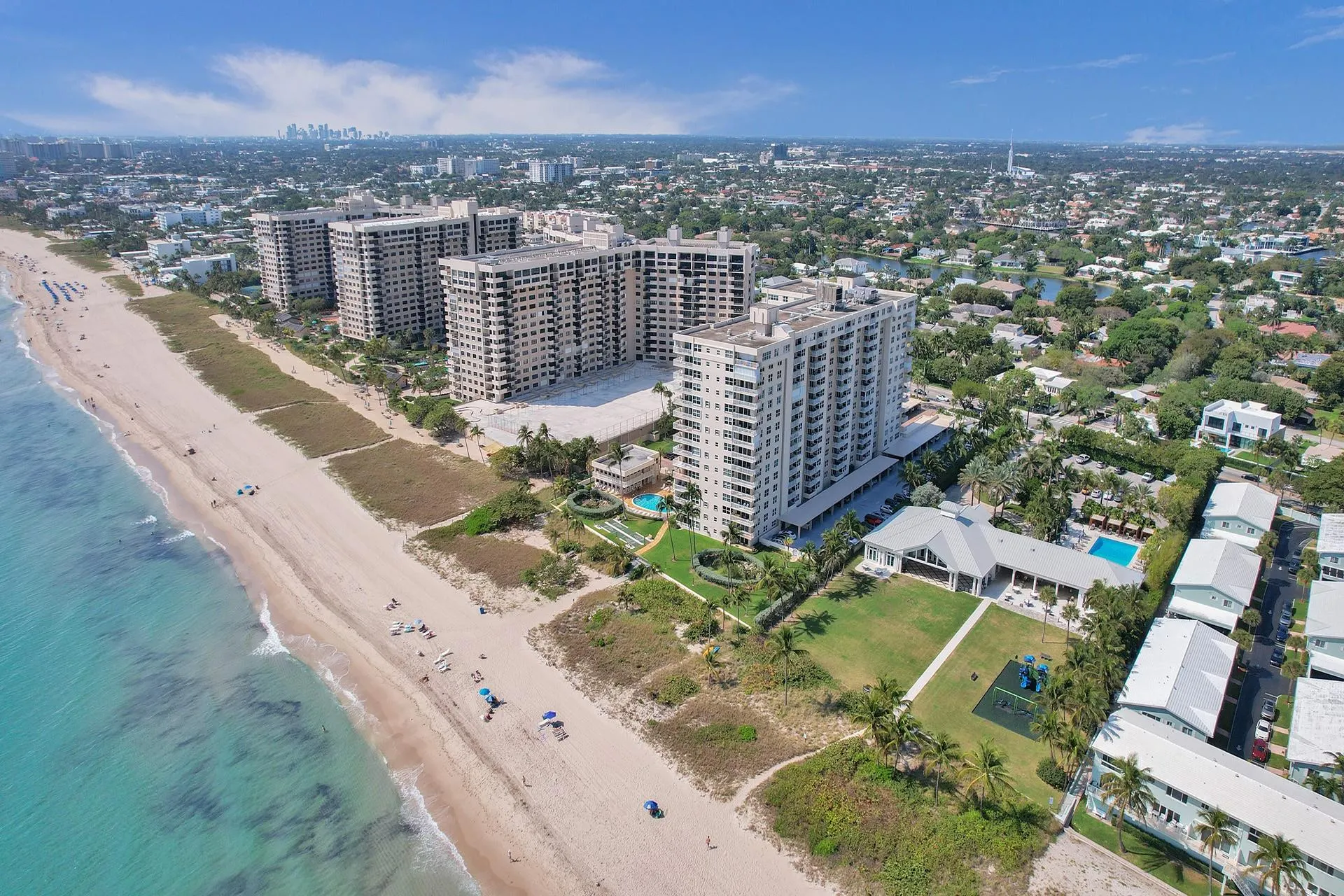 5200 N Ocean Blvd, #1011