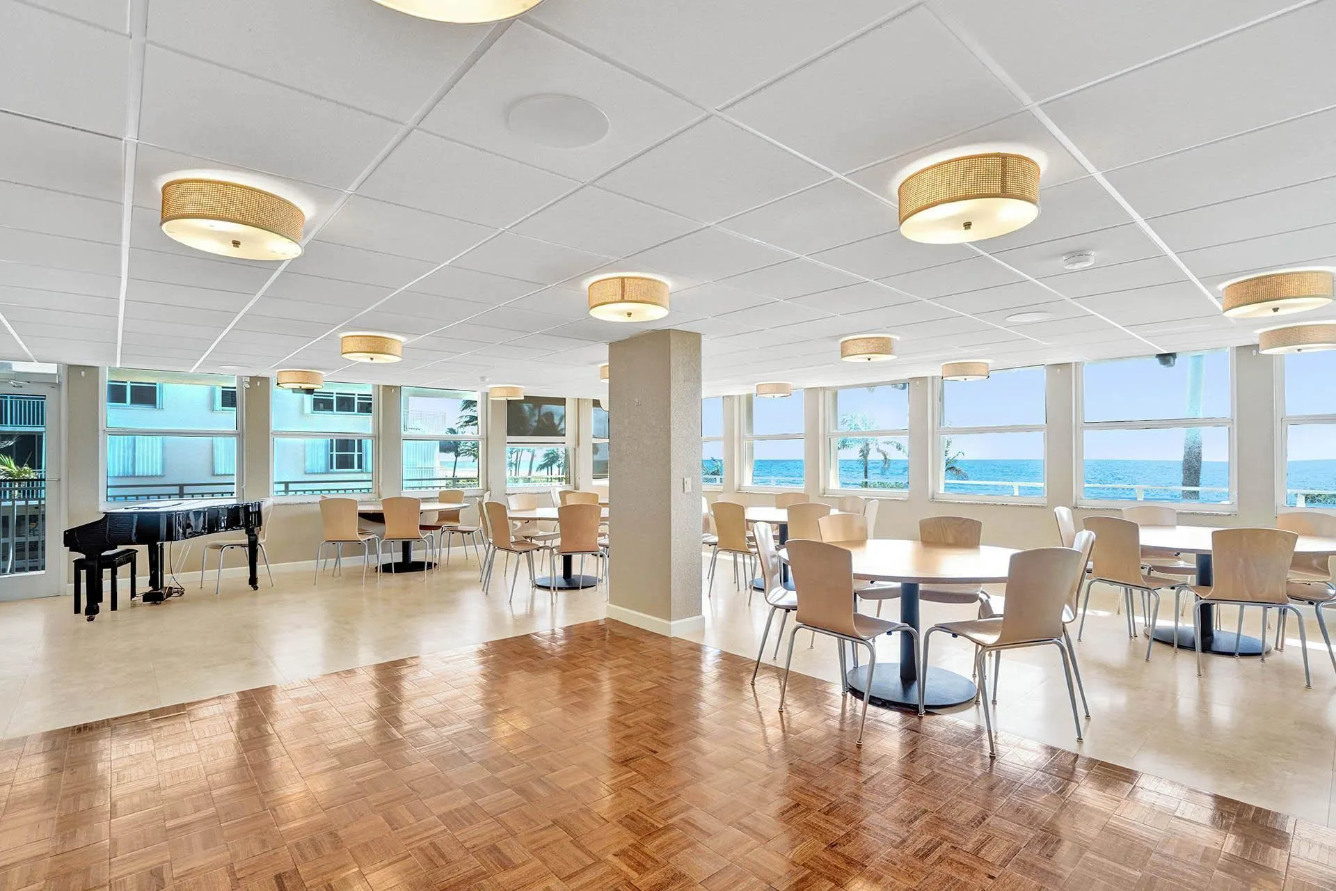 5200 N Ocean Blvd, #1011