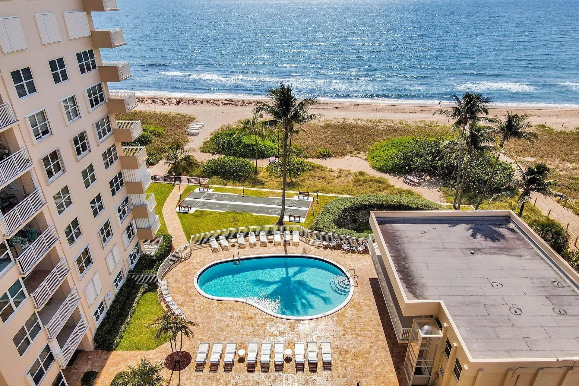 5200 N Ocean Blvd, #1011
