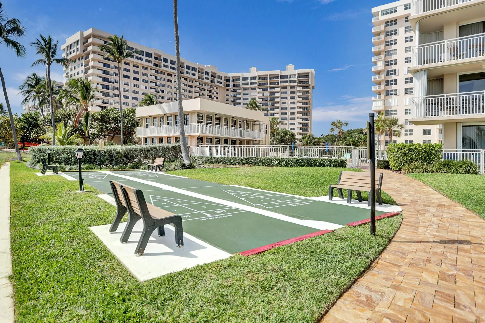 5200 N Ocean Blvd, #1011
