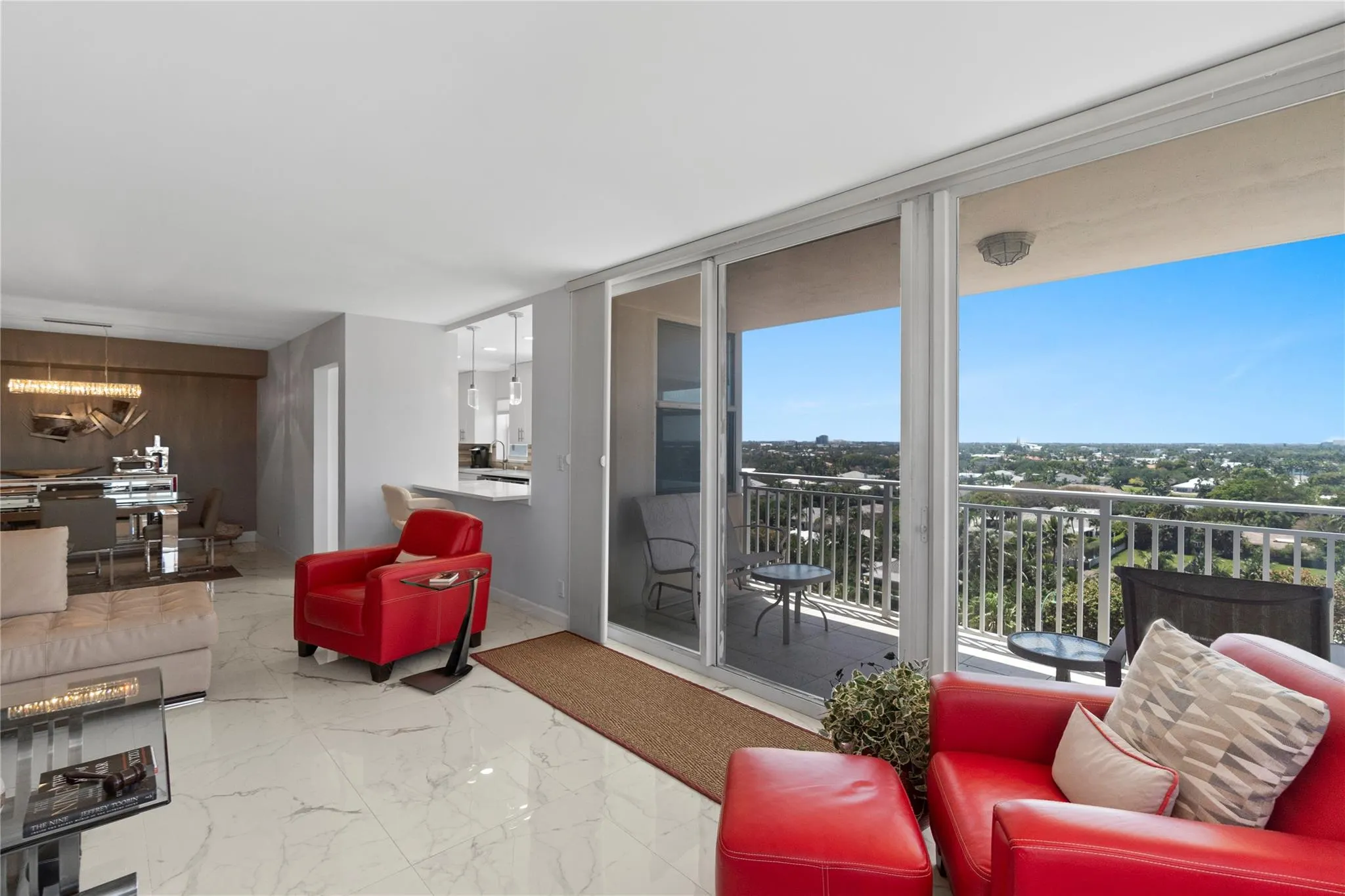 5200 N Ocean Blvd, #1011