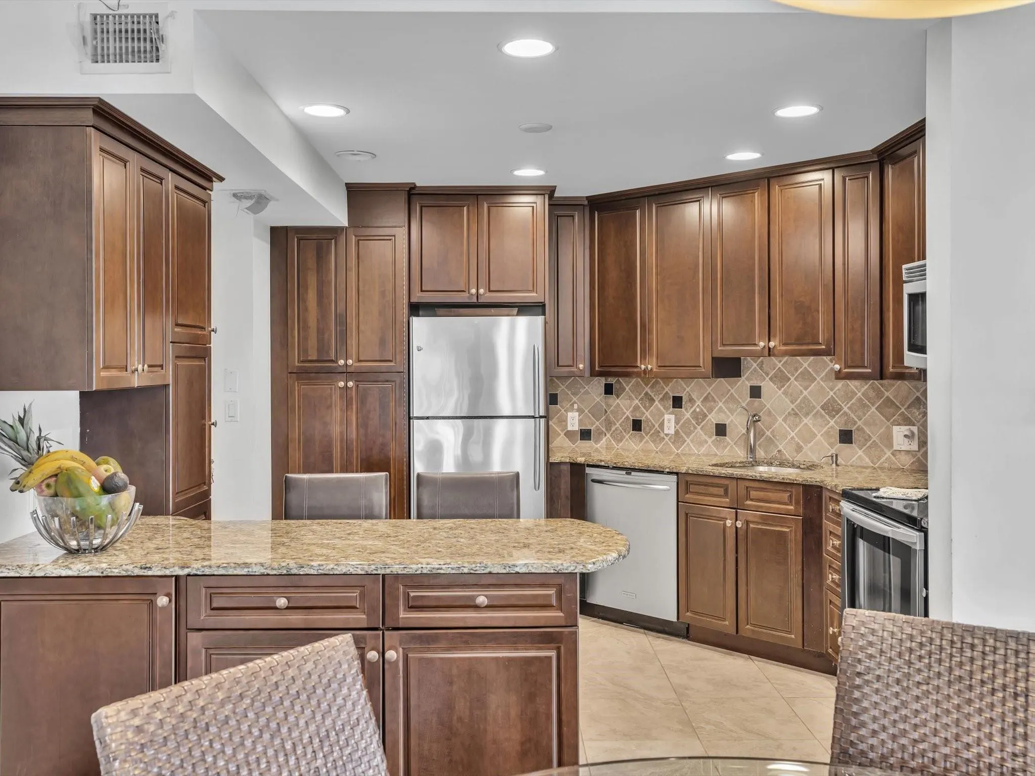 701 E Camino Real, #4E