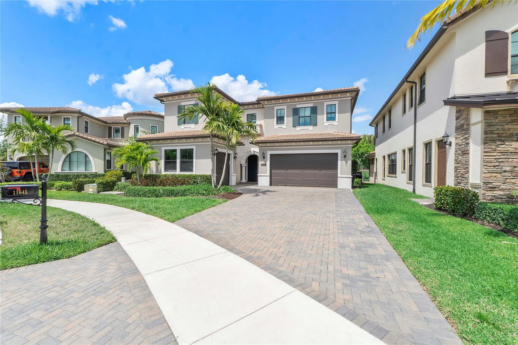 11645 Solstice Cir