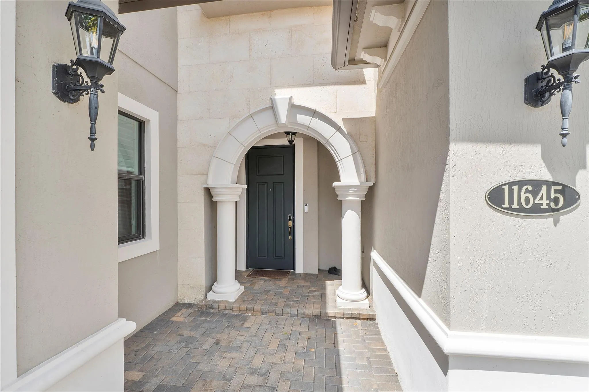 11645 Solstice Cir