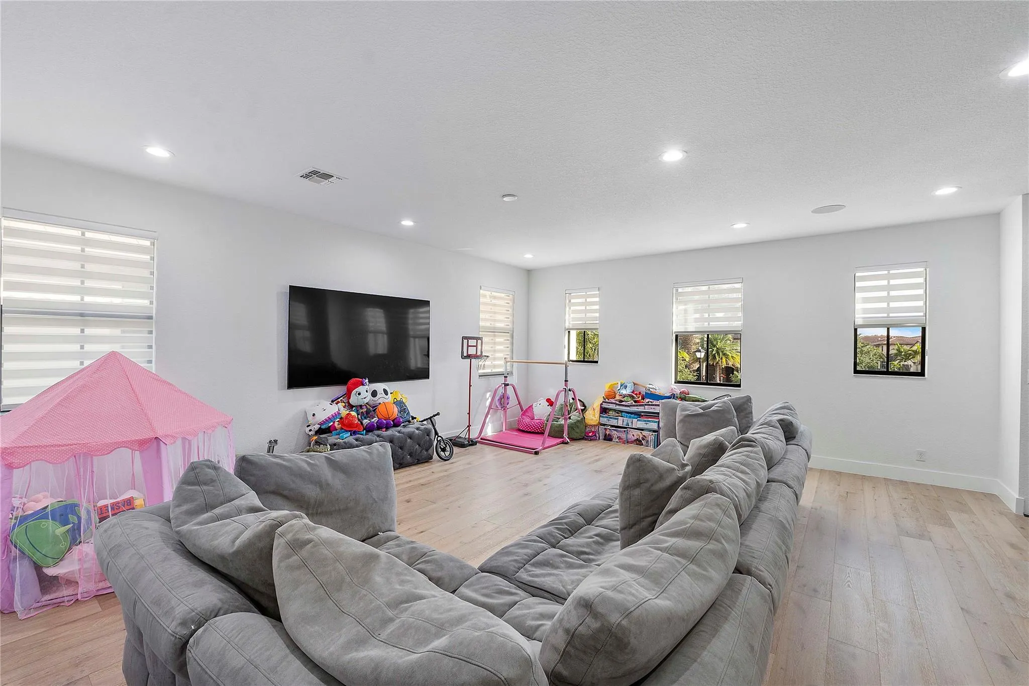 11645 Solstice Cir