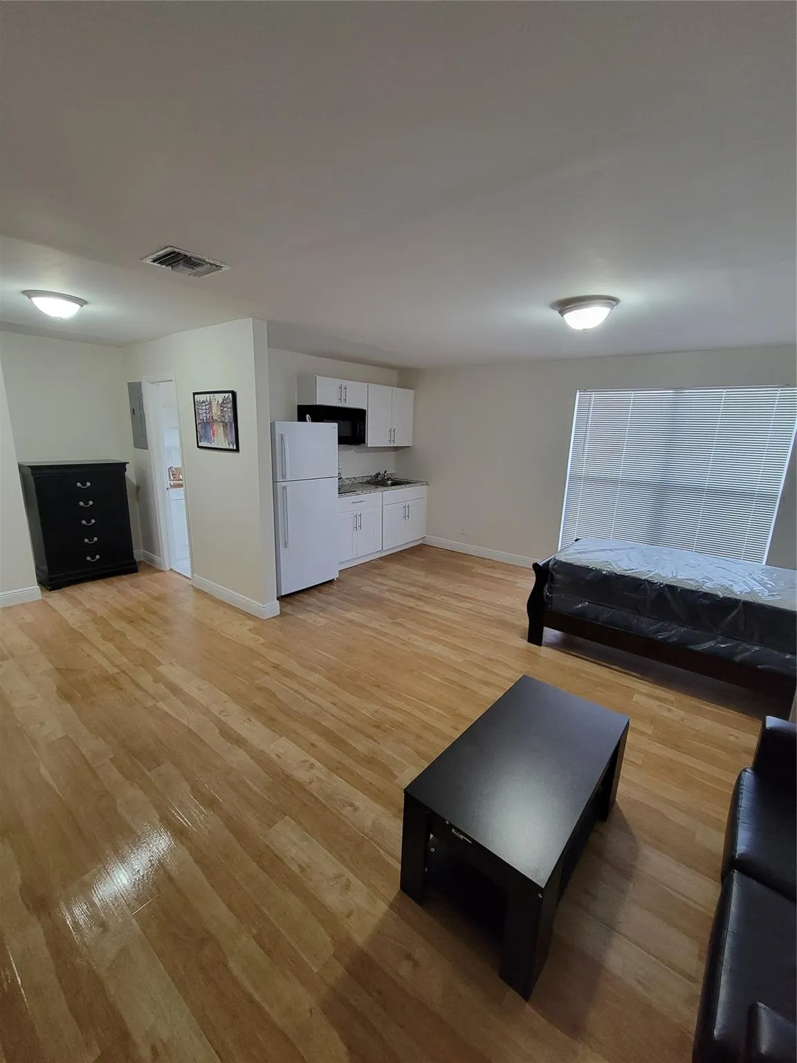 808 NW 19 St