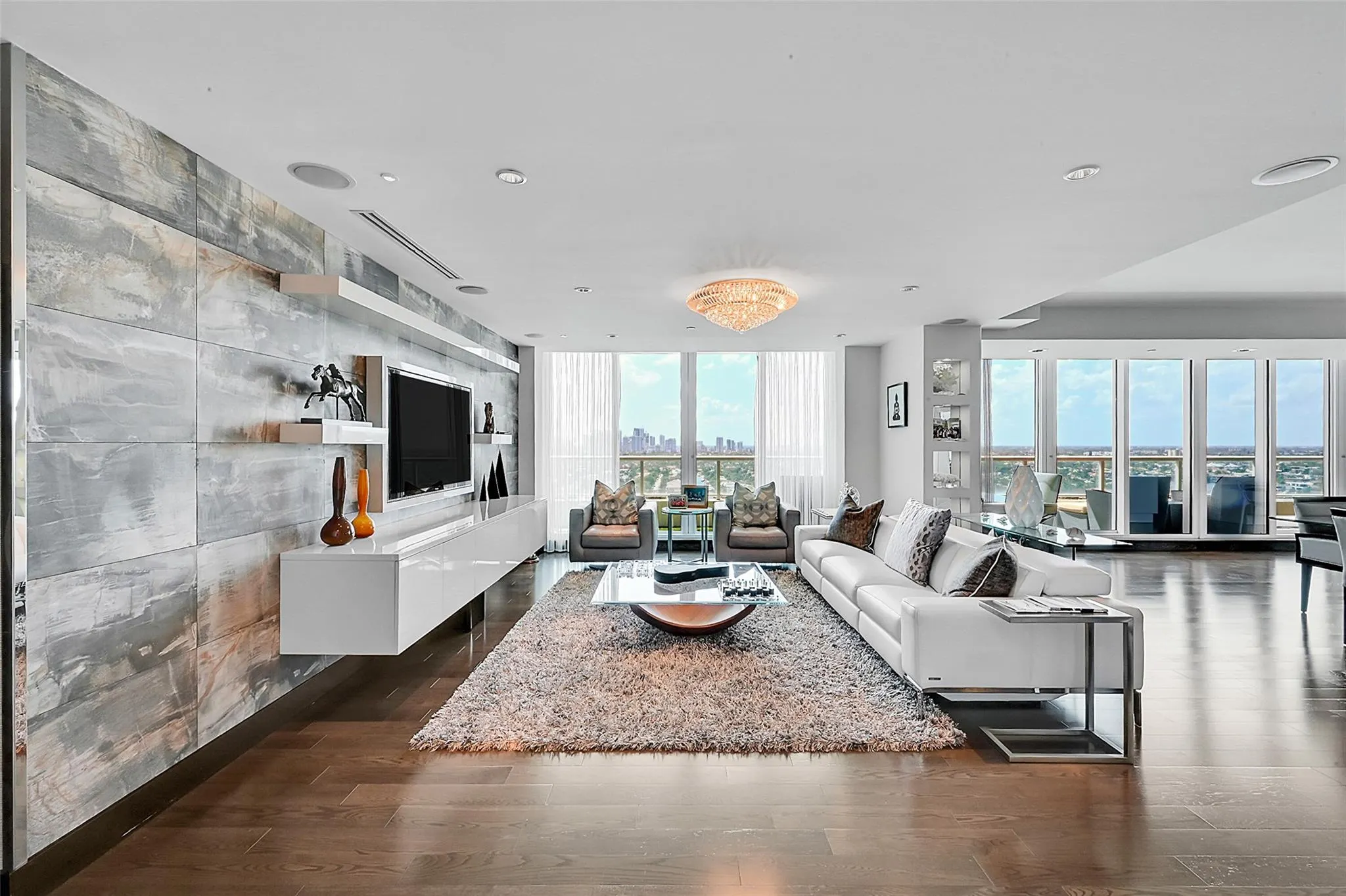 1 N Fort Lauderdale Beach Blvd, #1905