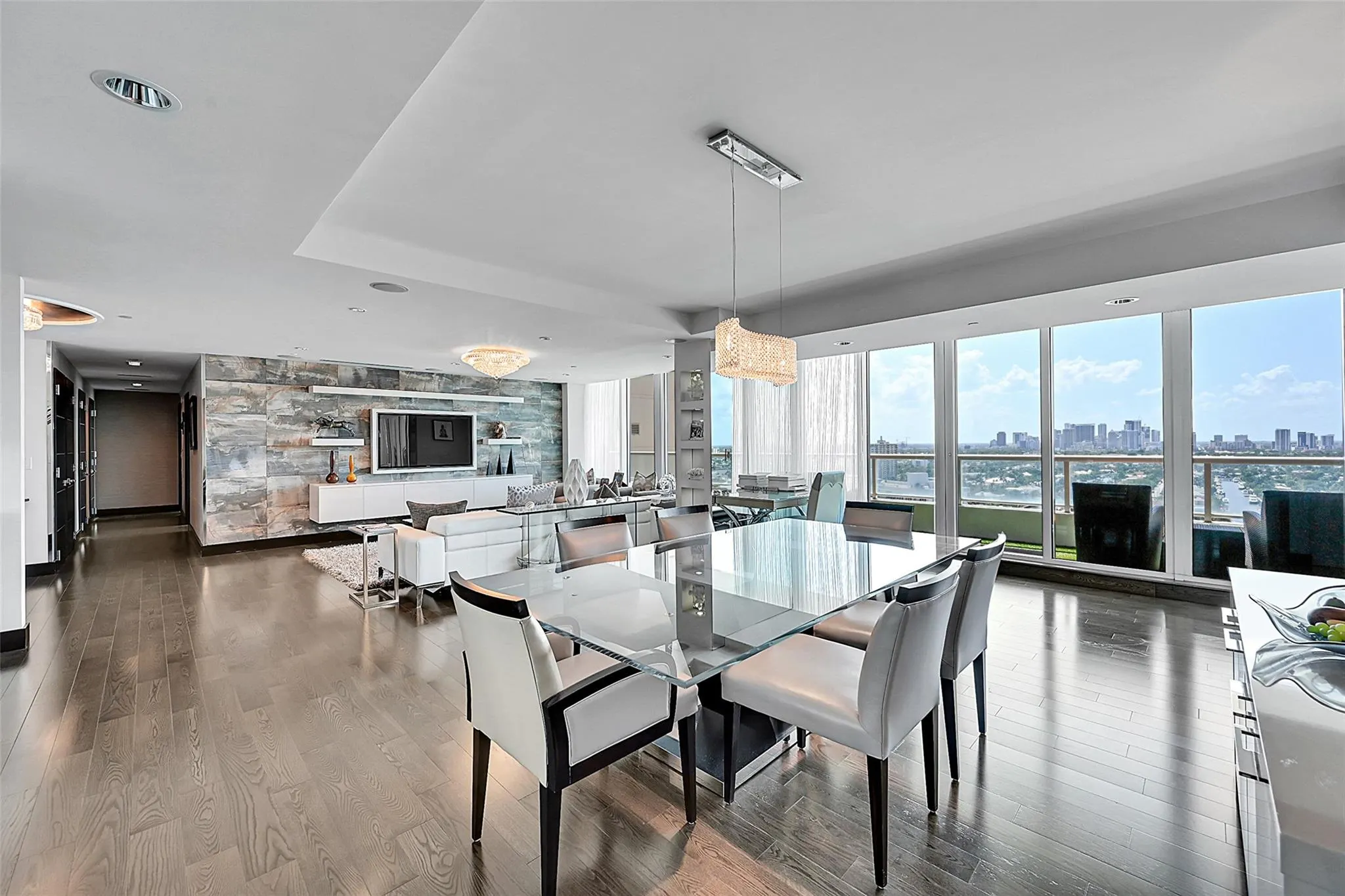 1 N Fort Lauderdale Beach Blvd, #1905