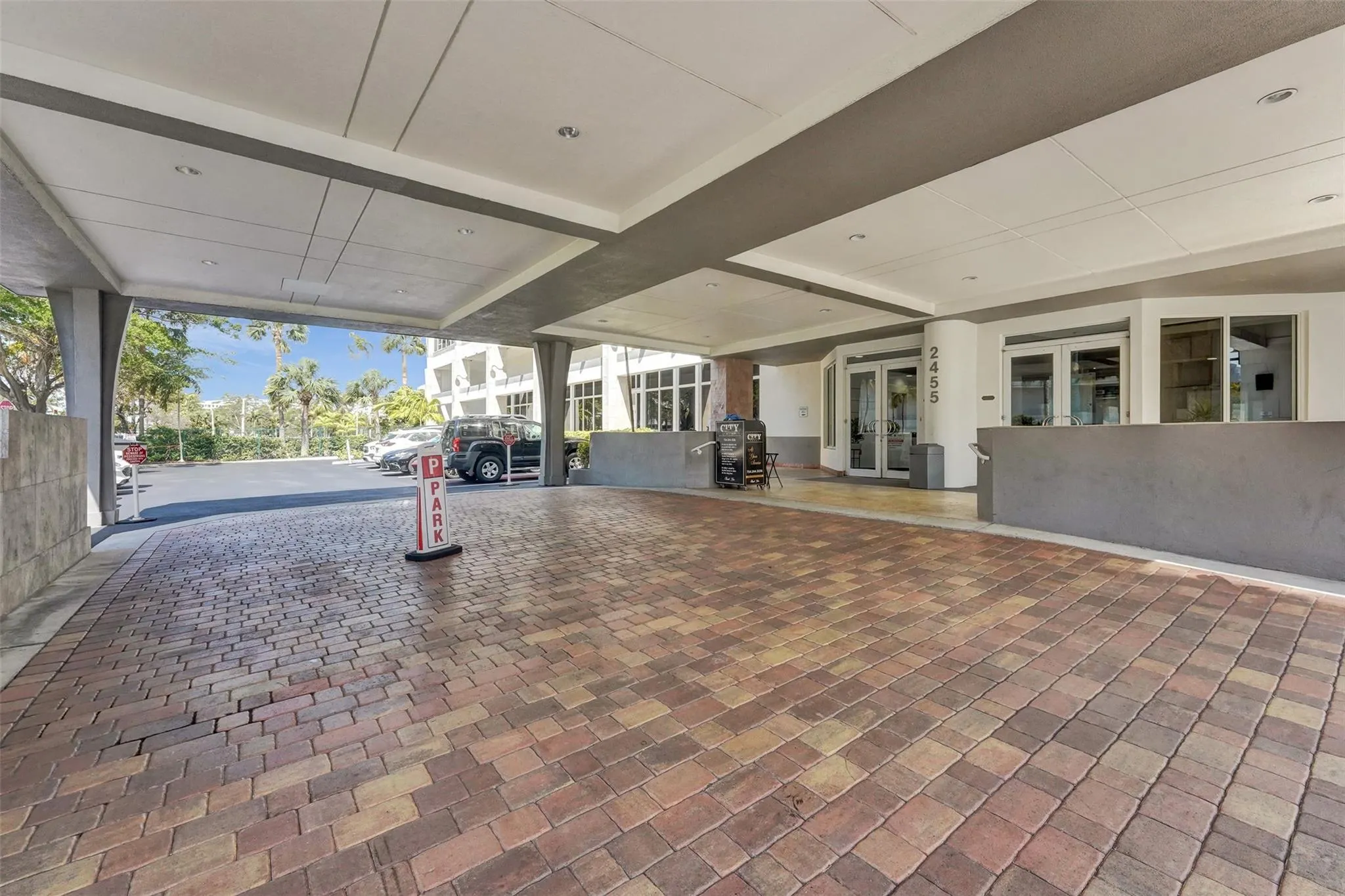 2455 E Sunrise Blvd, #1201