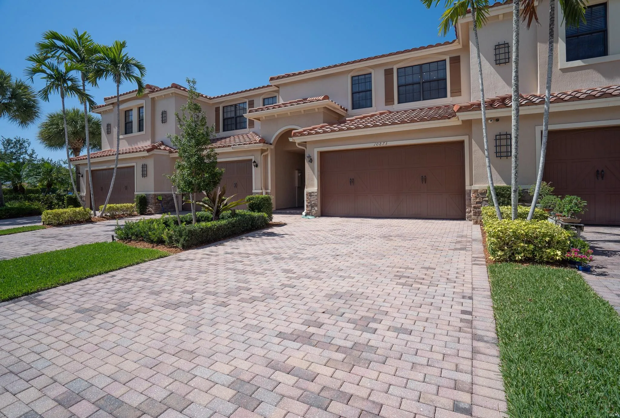10873 NW 73rd Ct