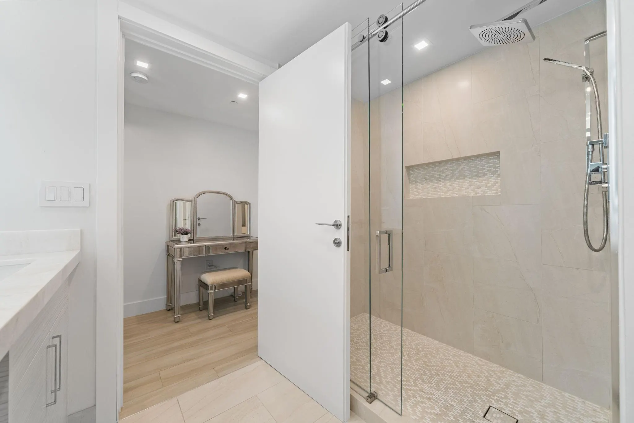 101 S Fort Lauderdale Beach Blvd, #2102