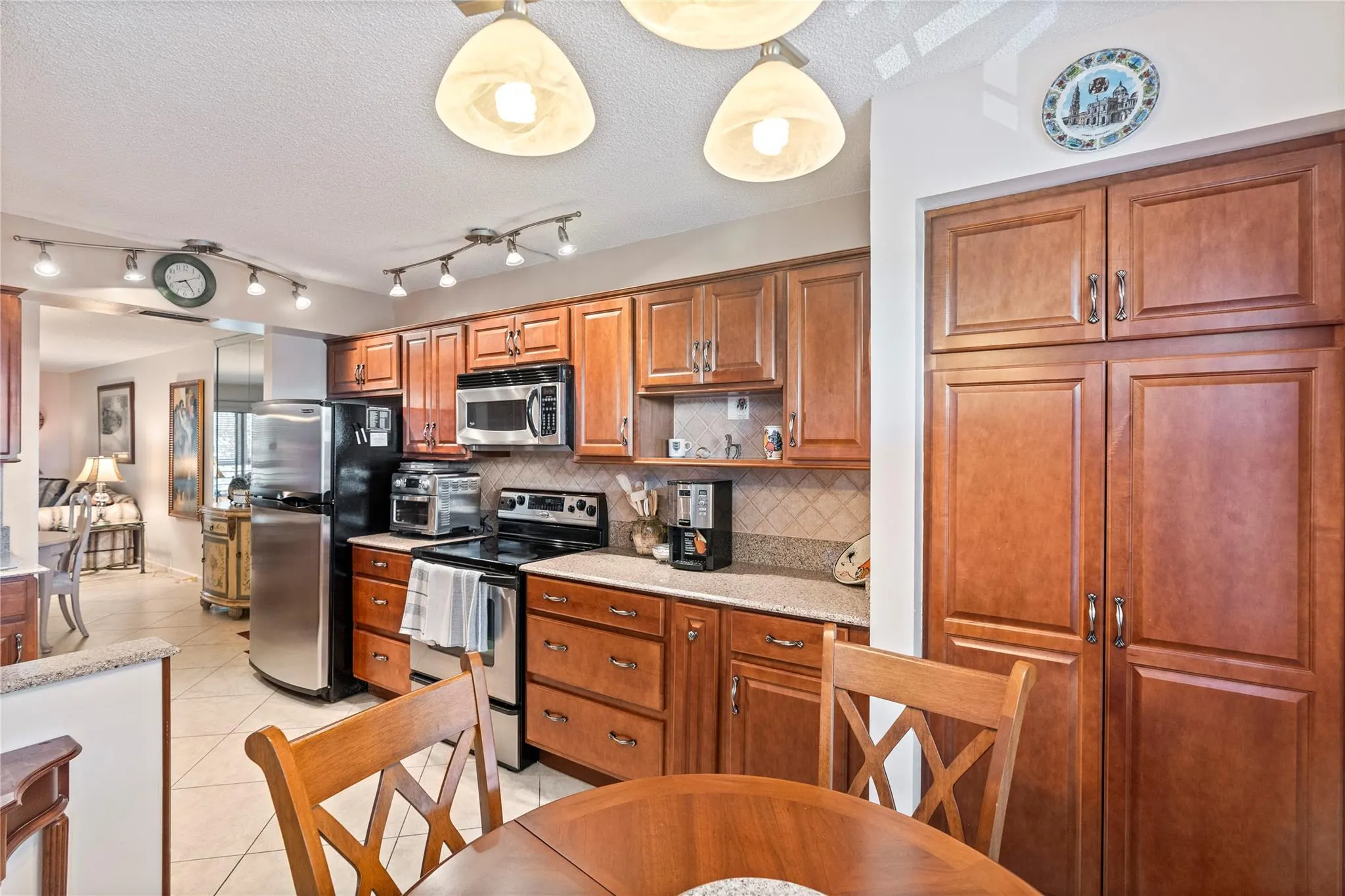 1503 Cayman Way, #L4