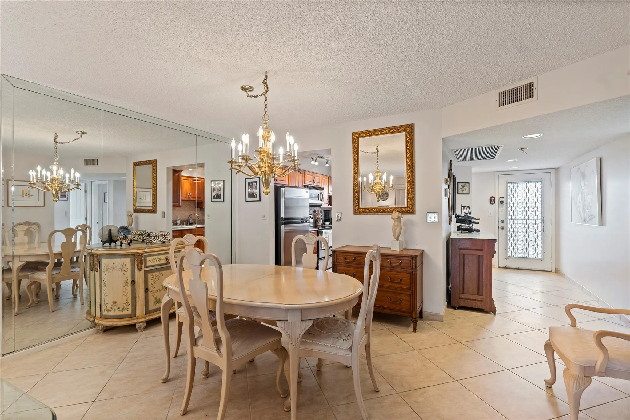1503 Cayman Way, #L4