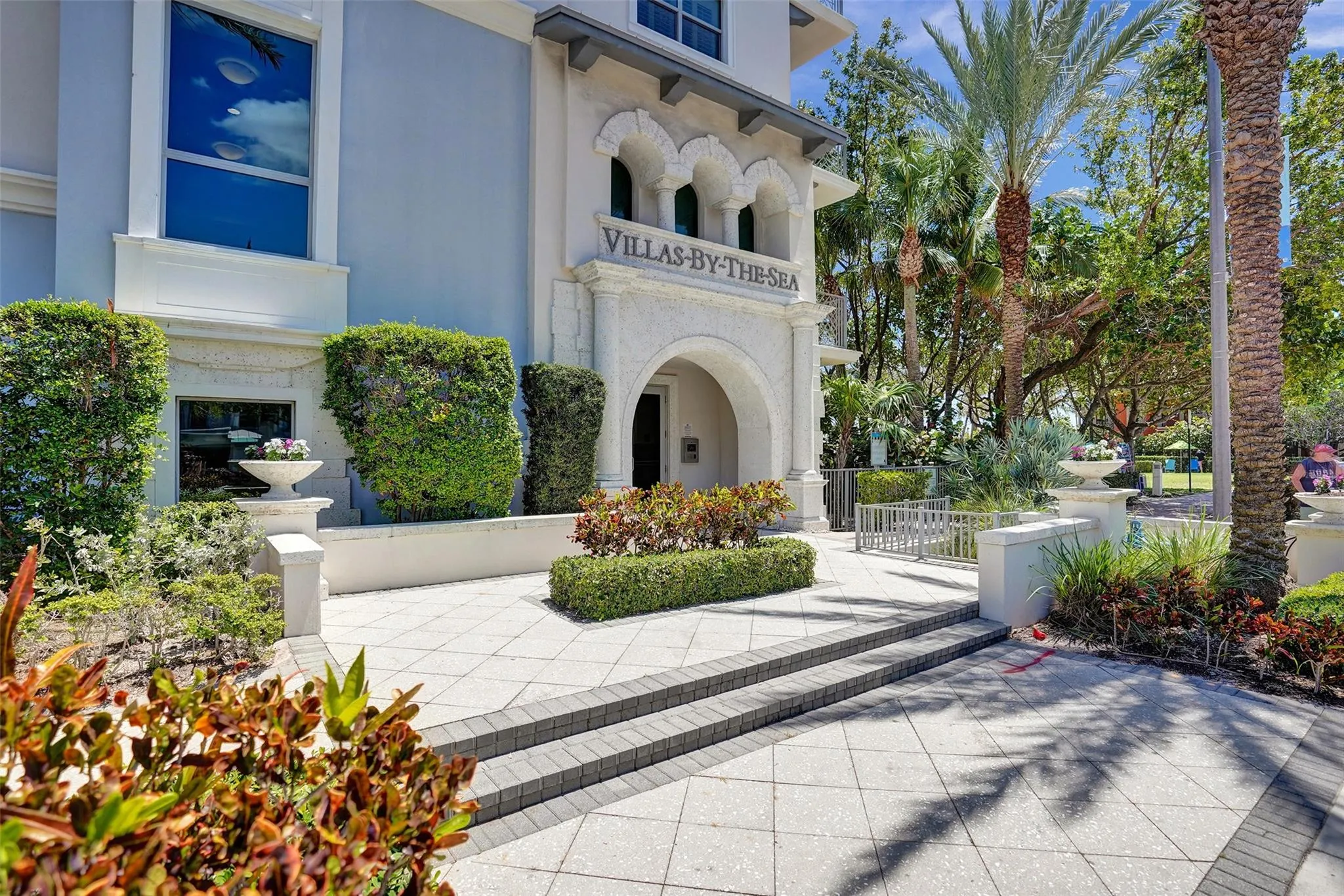 4510 El Mar Dr, #4402