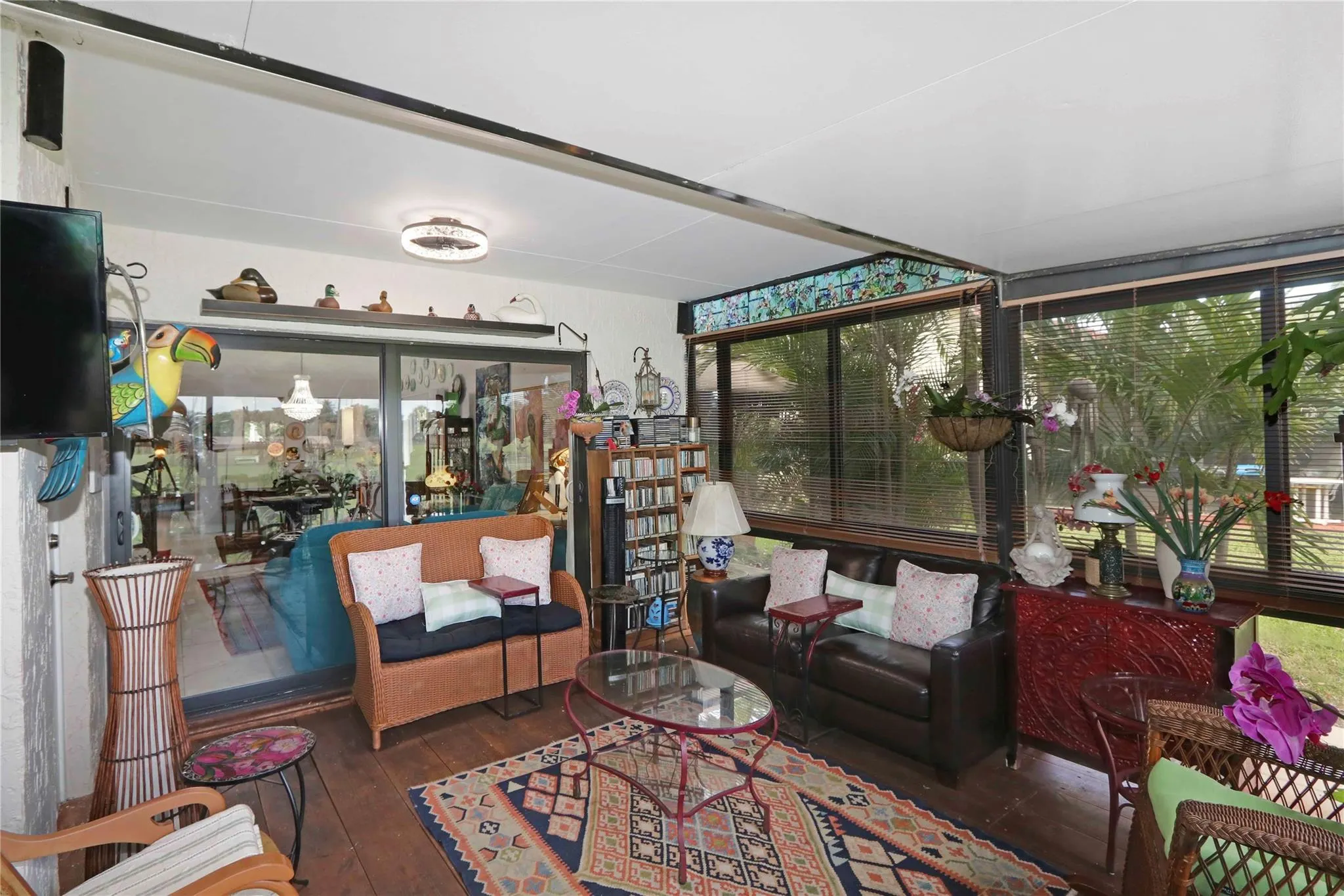 16145 Laurel Dr, #31
