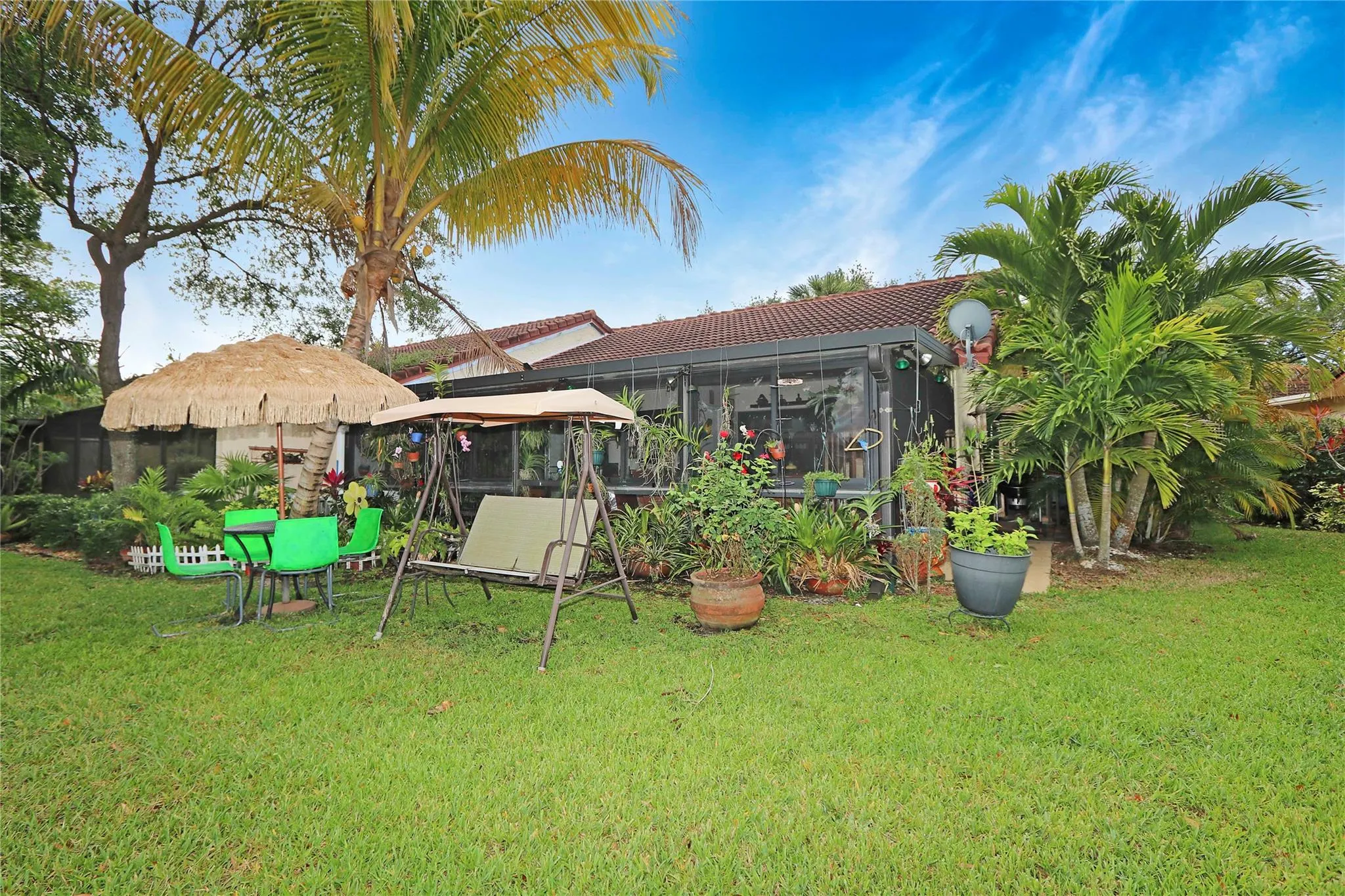 16145 Laurel Dr, #31