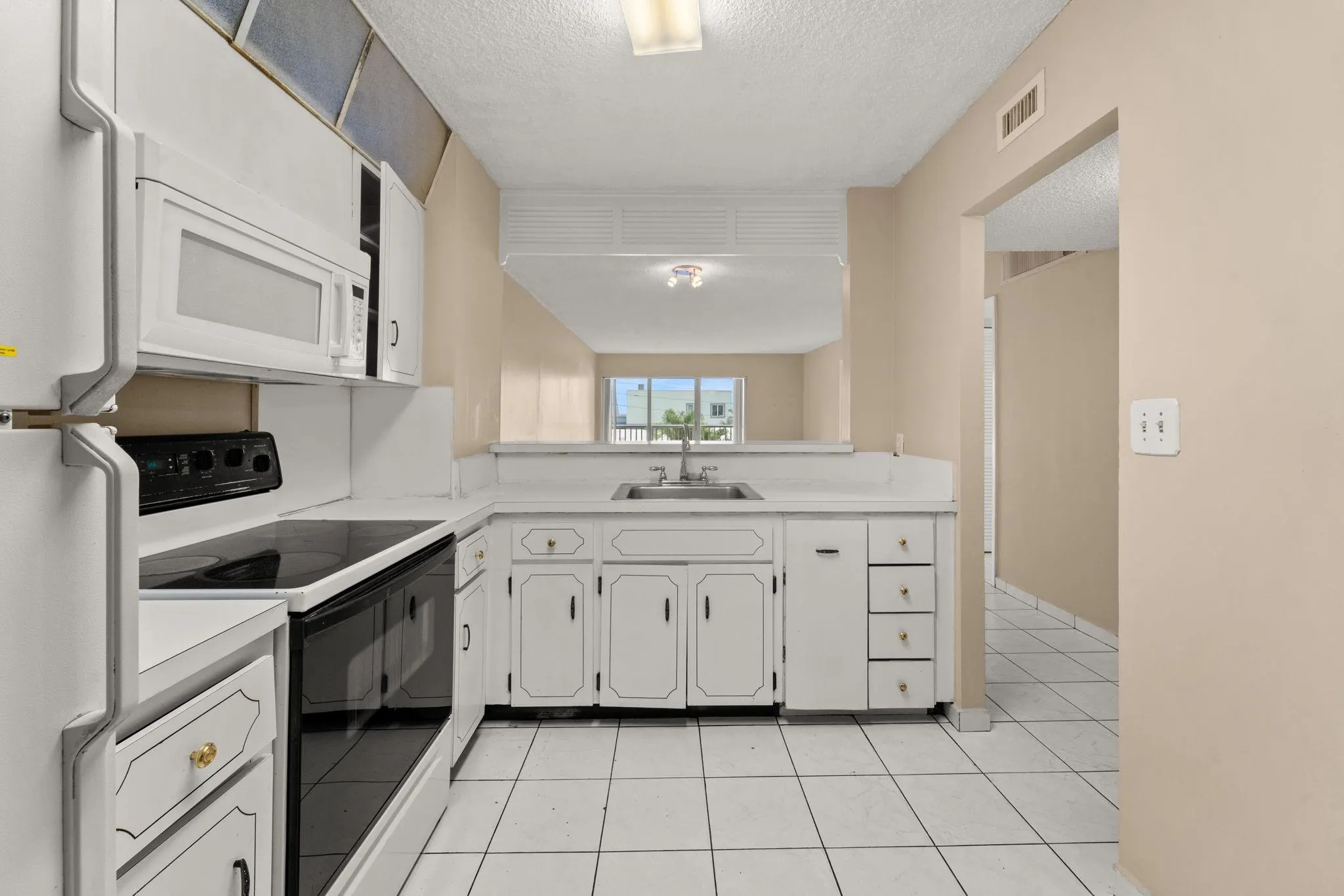 6855 Abbott Ave, #301