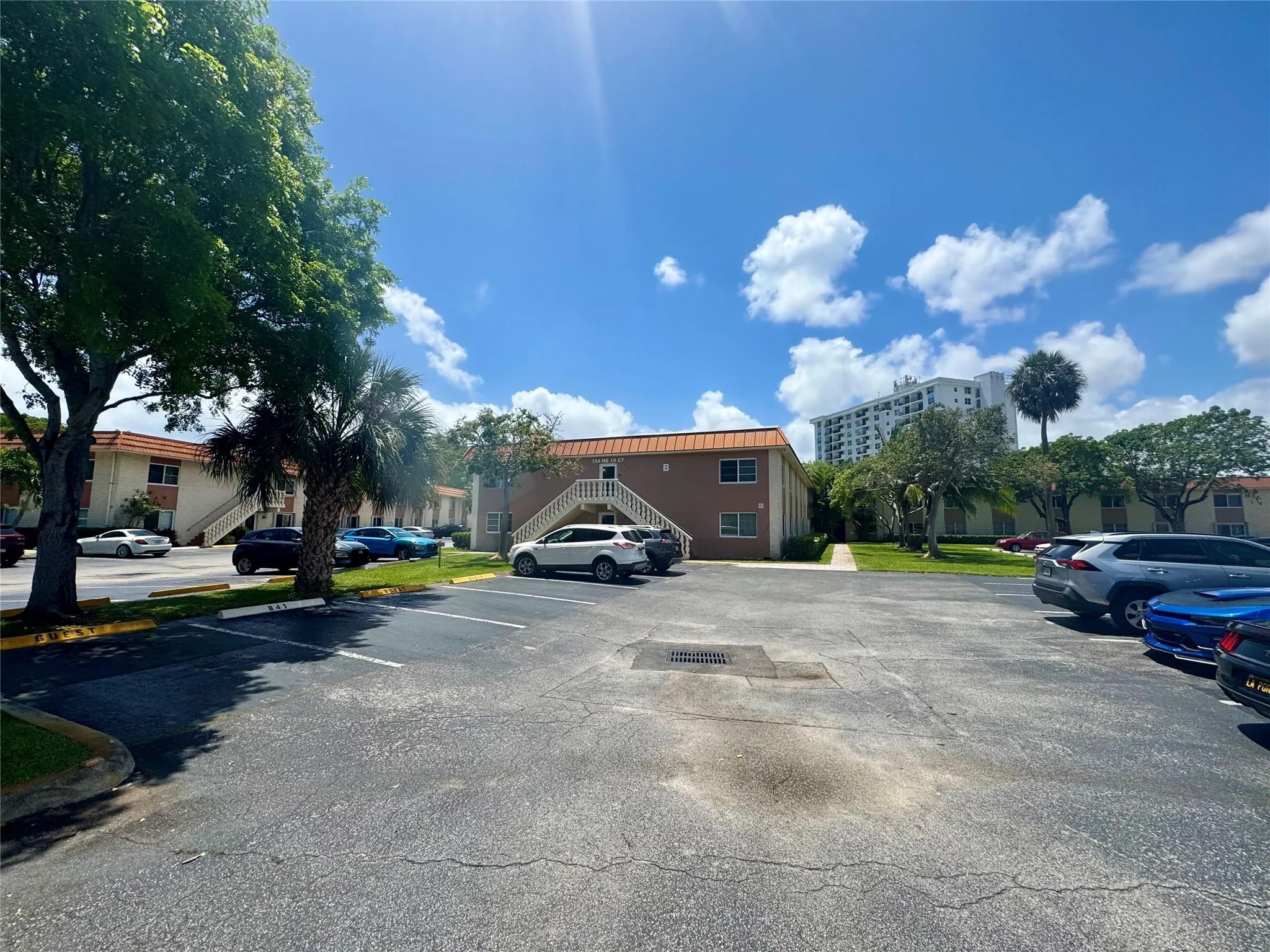124 NE 19th Ct, #201B