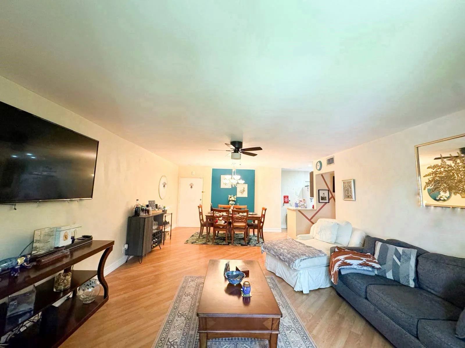 124 NE 19th Ct, #201B