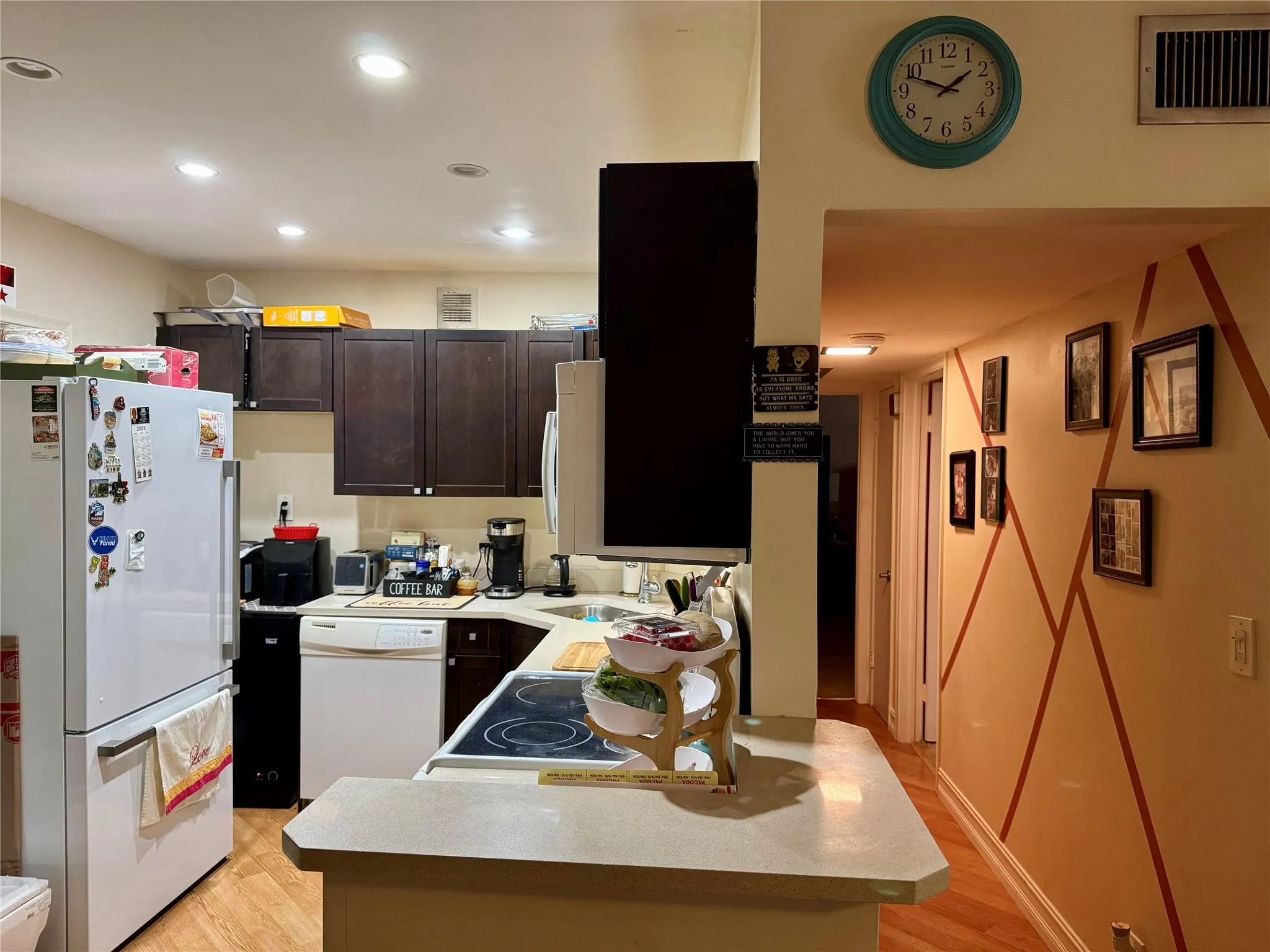 124 NE 19th Ct, #201B